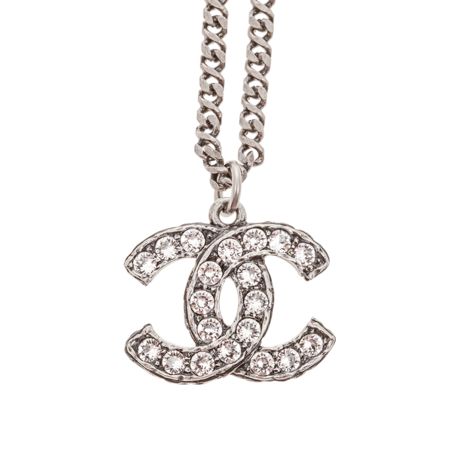 A CHANEL CC LOGO PENDANT FAUX PEARL 2eadb7