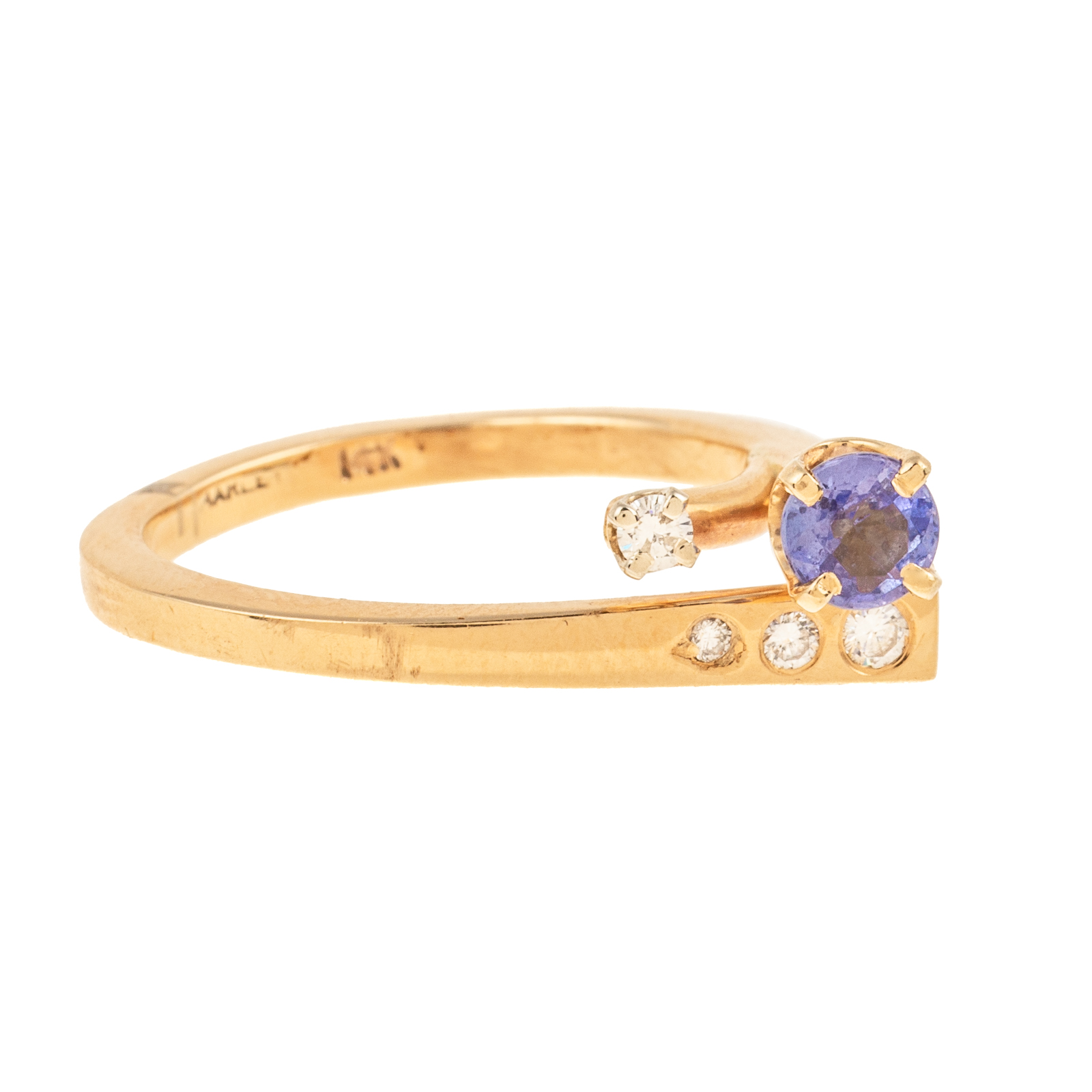 A CONTEMPORARY TANZANITE & DIAMOND