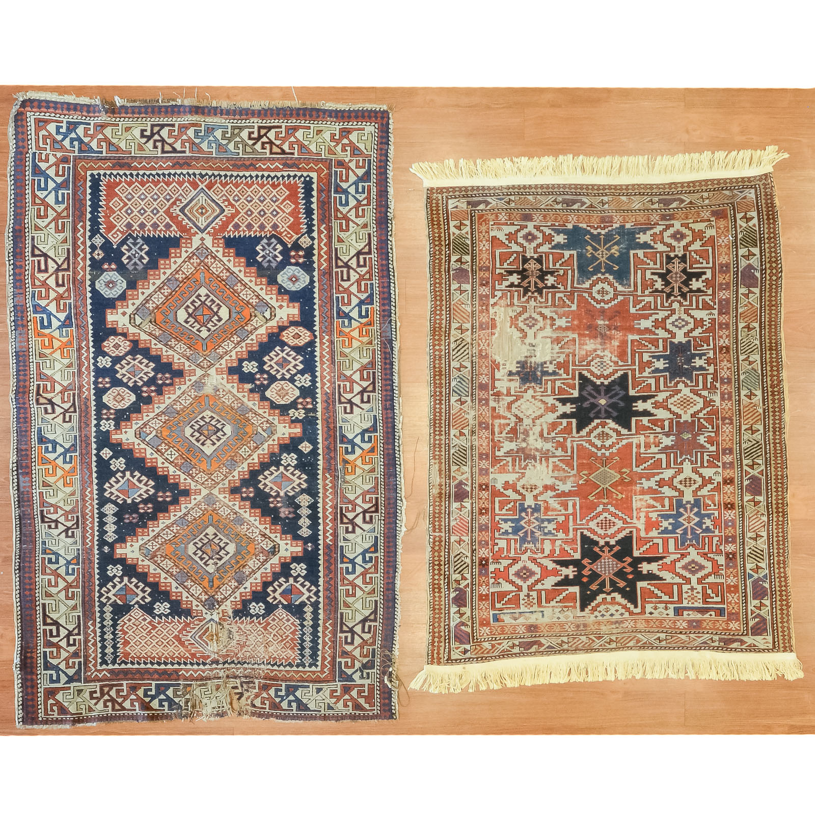 A PAIR OF ANTIQUE CAUCASIAN RUGS 2eaed2