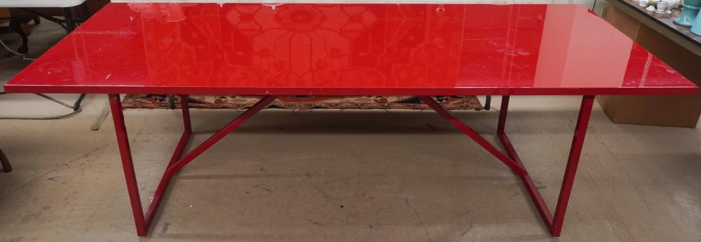 CONTEMPORARY RED METAL DINING TABLE 2e8a27