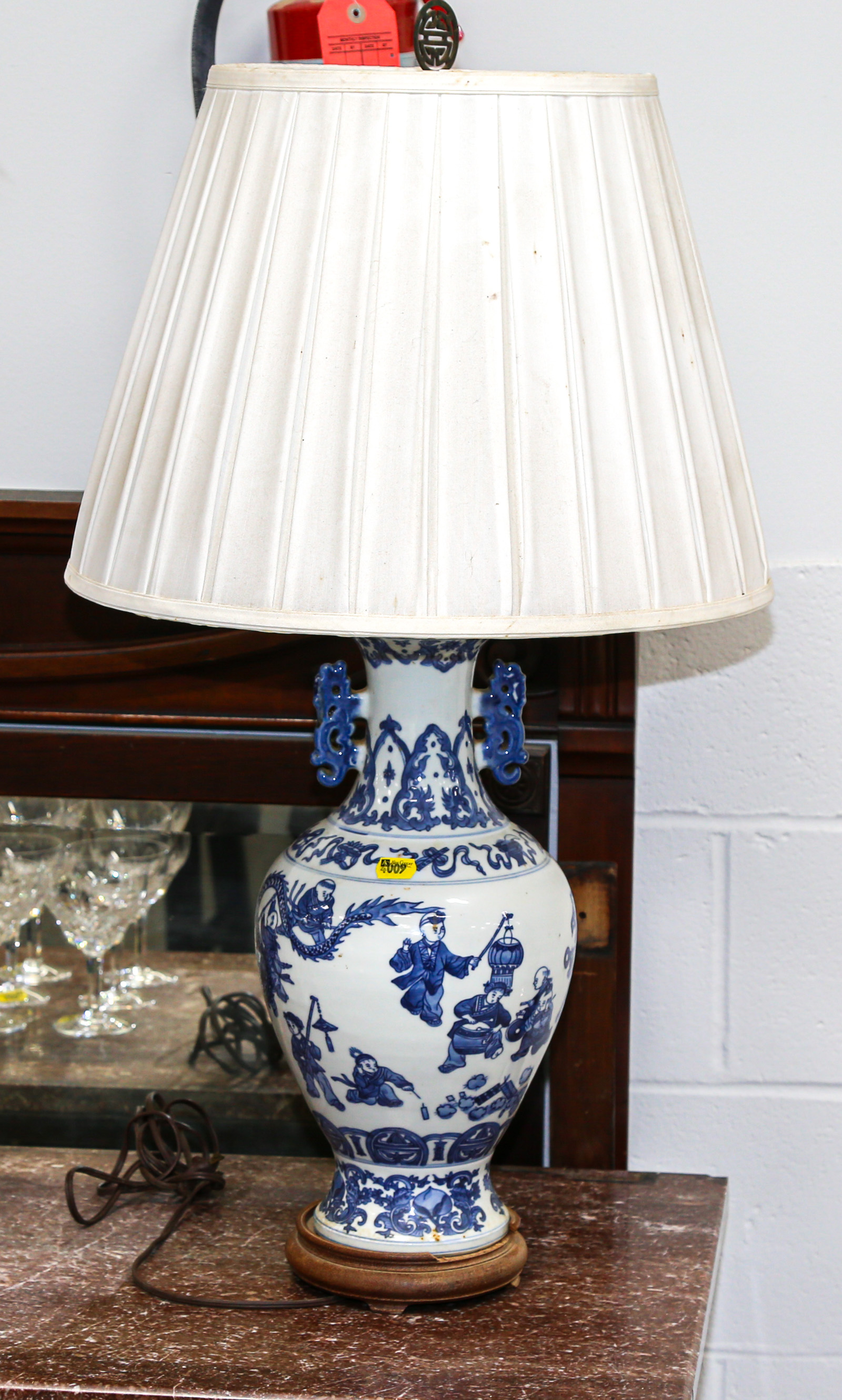 CHINESE BLUE & WHITE PORCELAIN