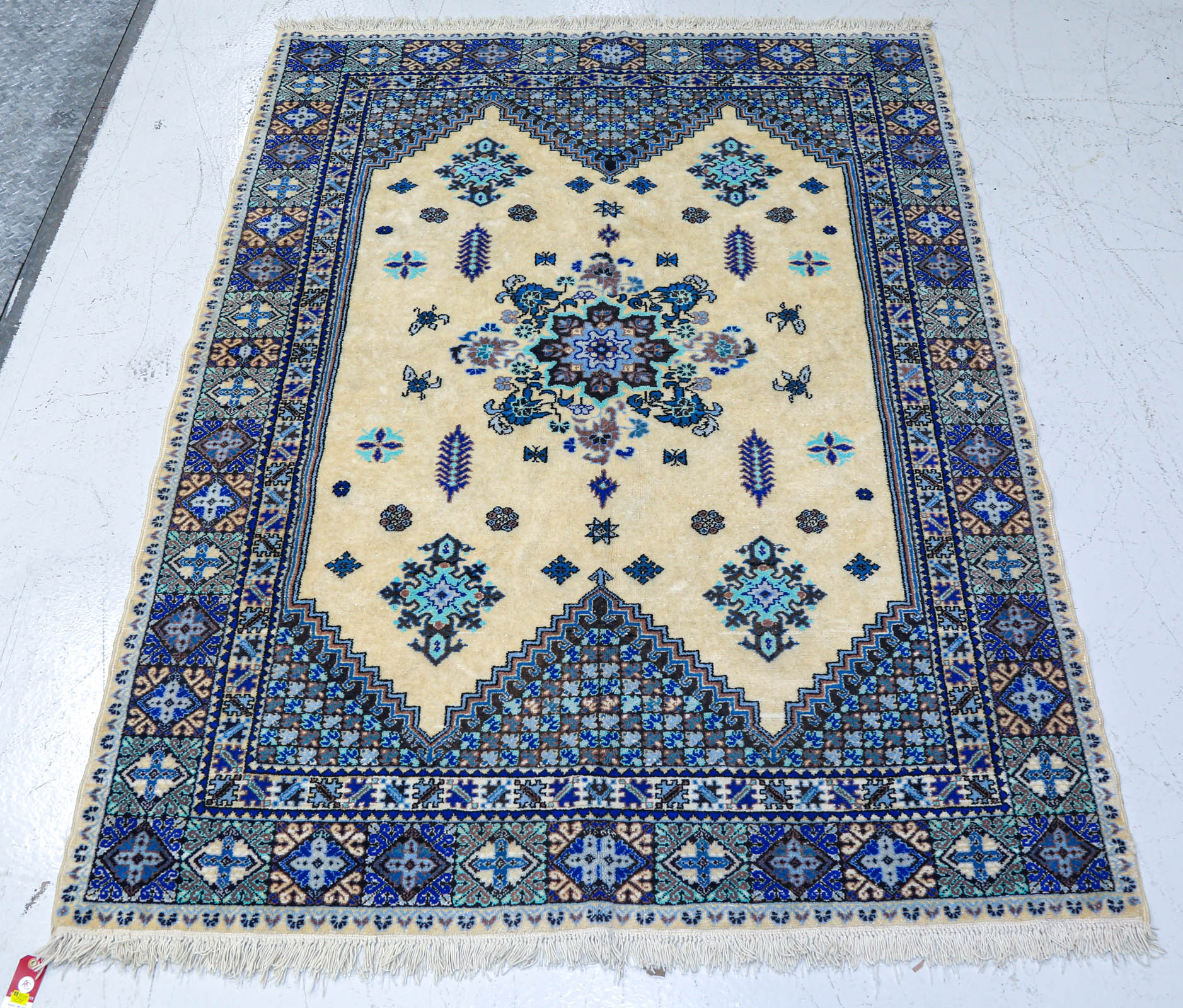 TURKISH RUG 5 2 X 6 8 Modern  2e8c1f