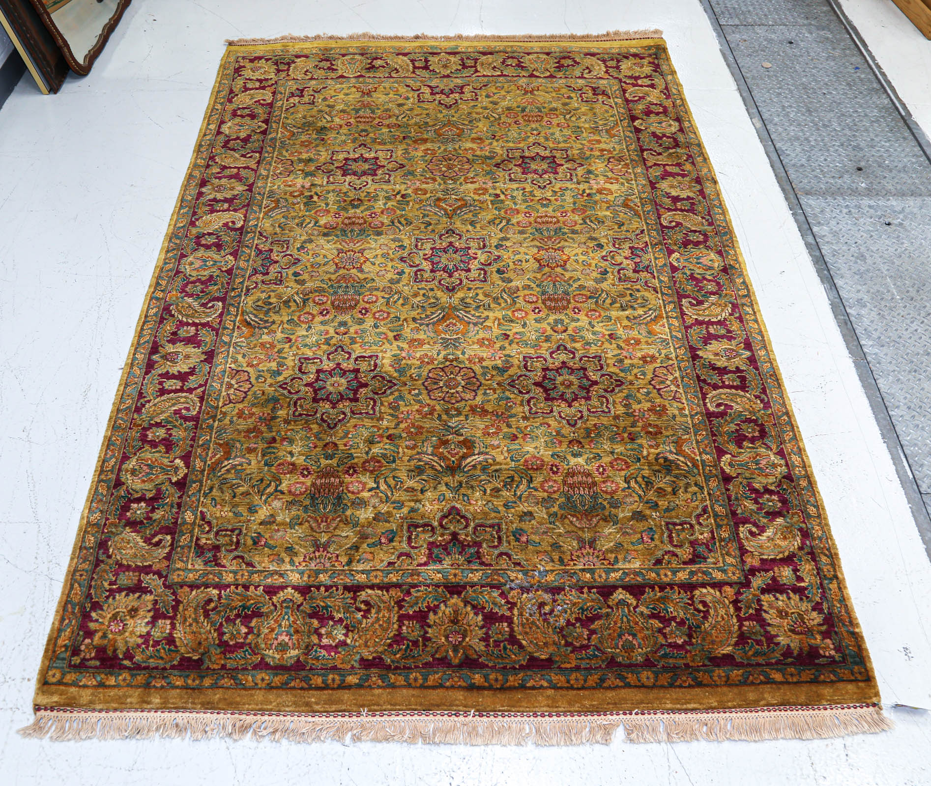 INDO JAIPUR RUG, INDIA, 6.1 X 9.2