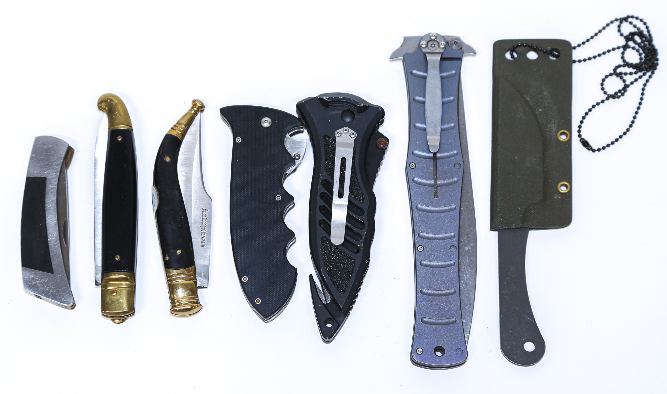 SEVEN ASSORTED KNIVES Including