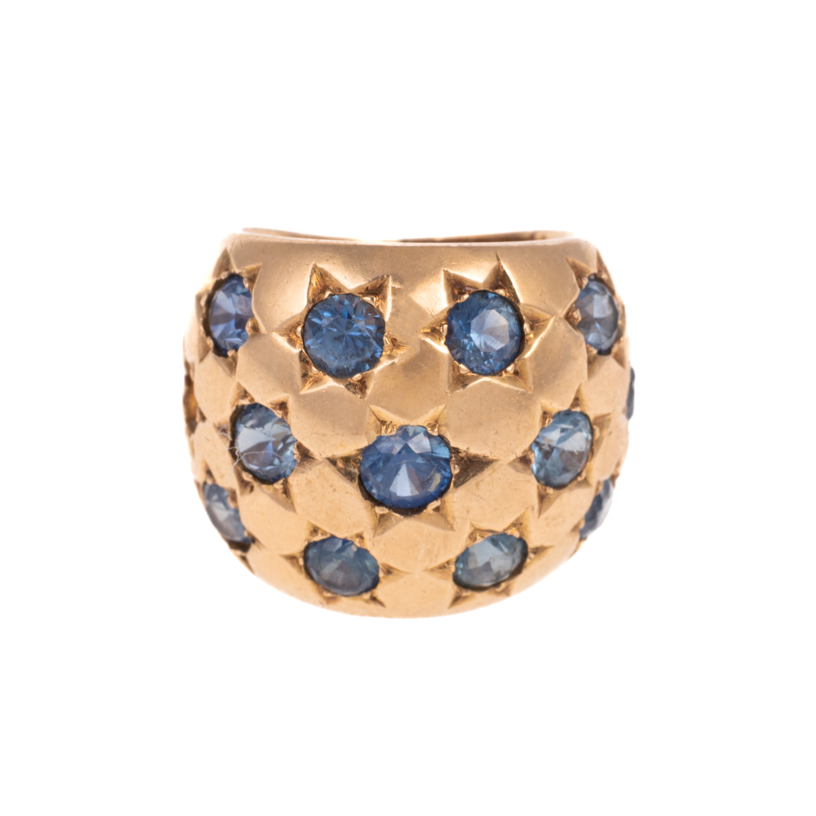 A WIDE DOMED RETRO SAPPHIRE RING