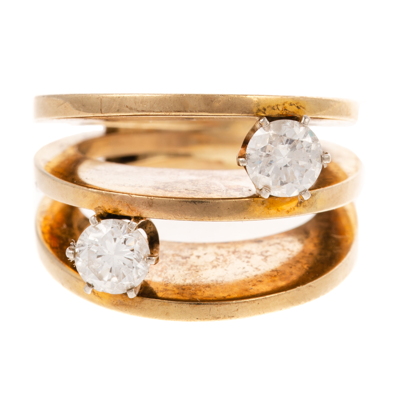 A CONTEMPORARY TWO DIAMOND RING 2e8f3f