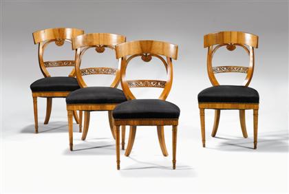 Set of four Biedermeier walnut 4a7f2