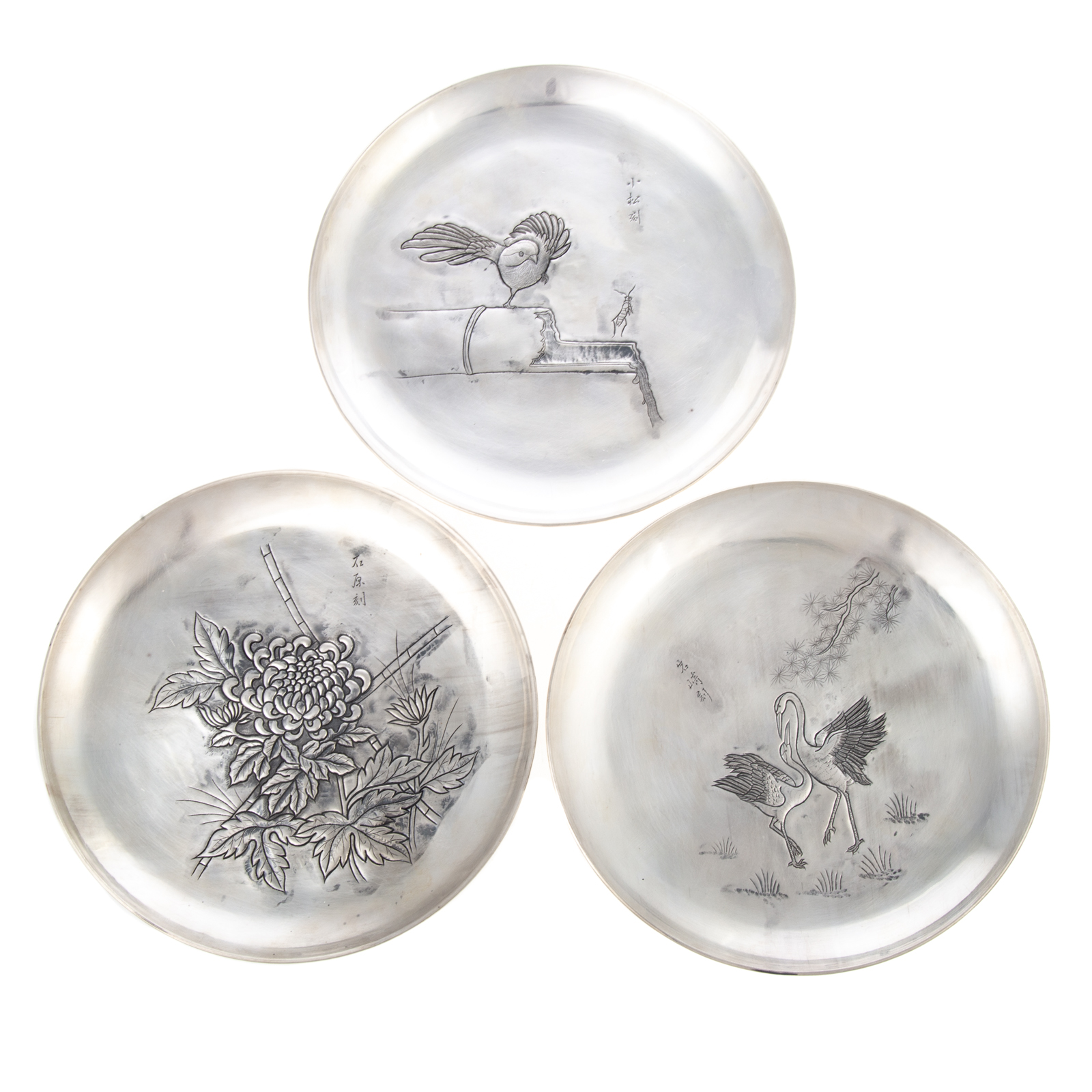 THREE JAPANESE STERLING PLATES High