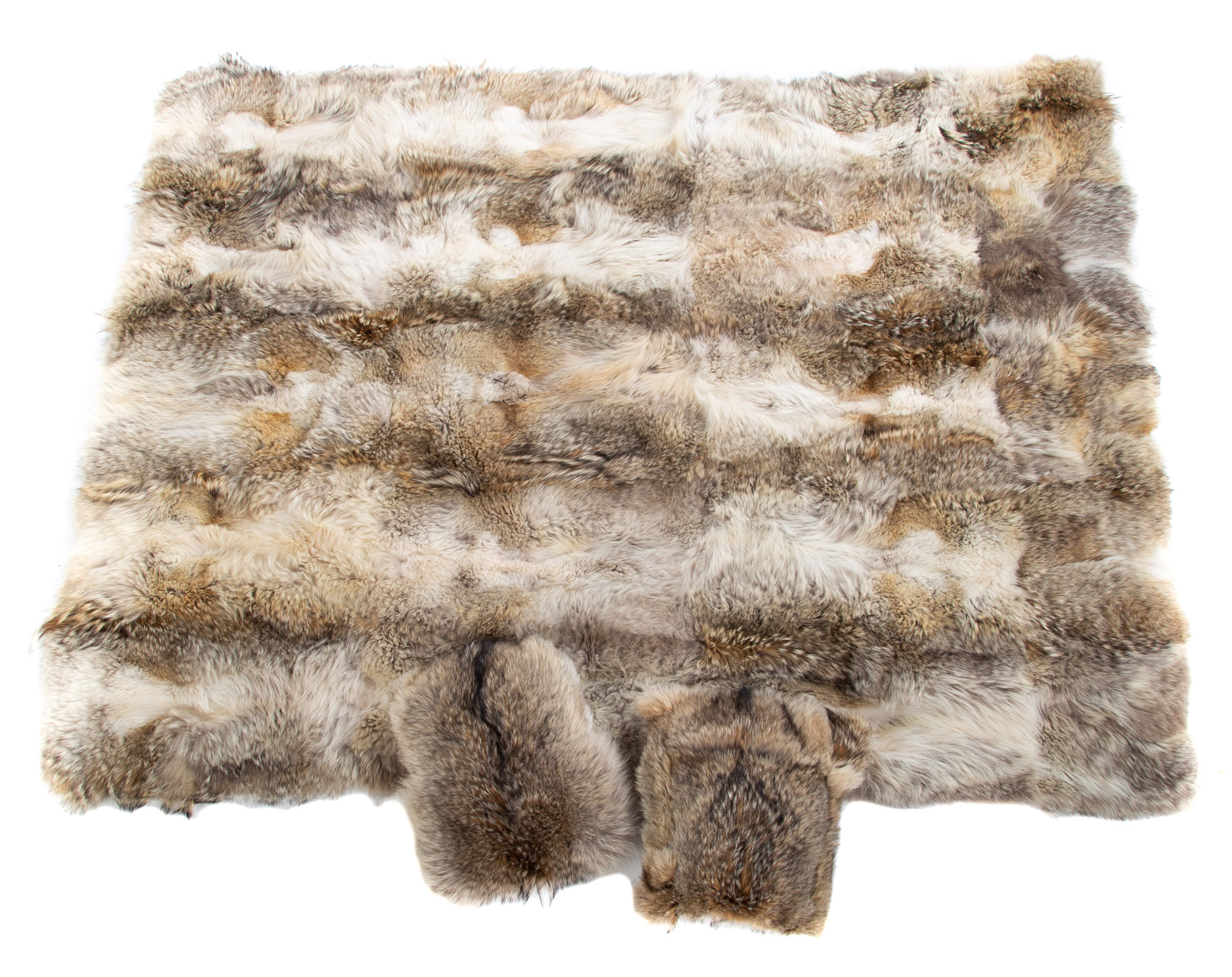 WOLF FUR BLANKET & PAIR OF PILLOWS