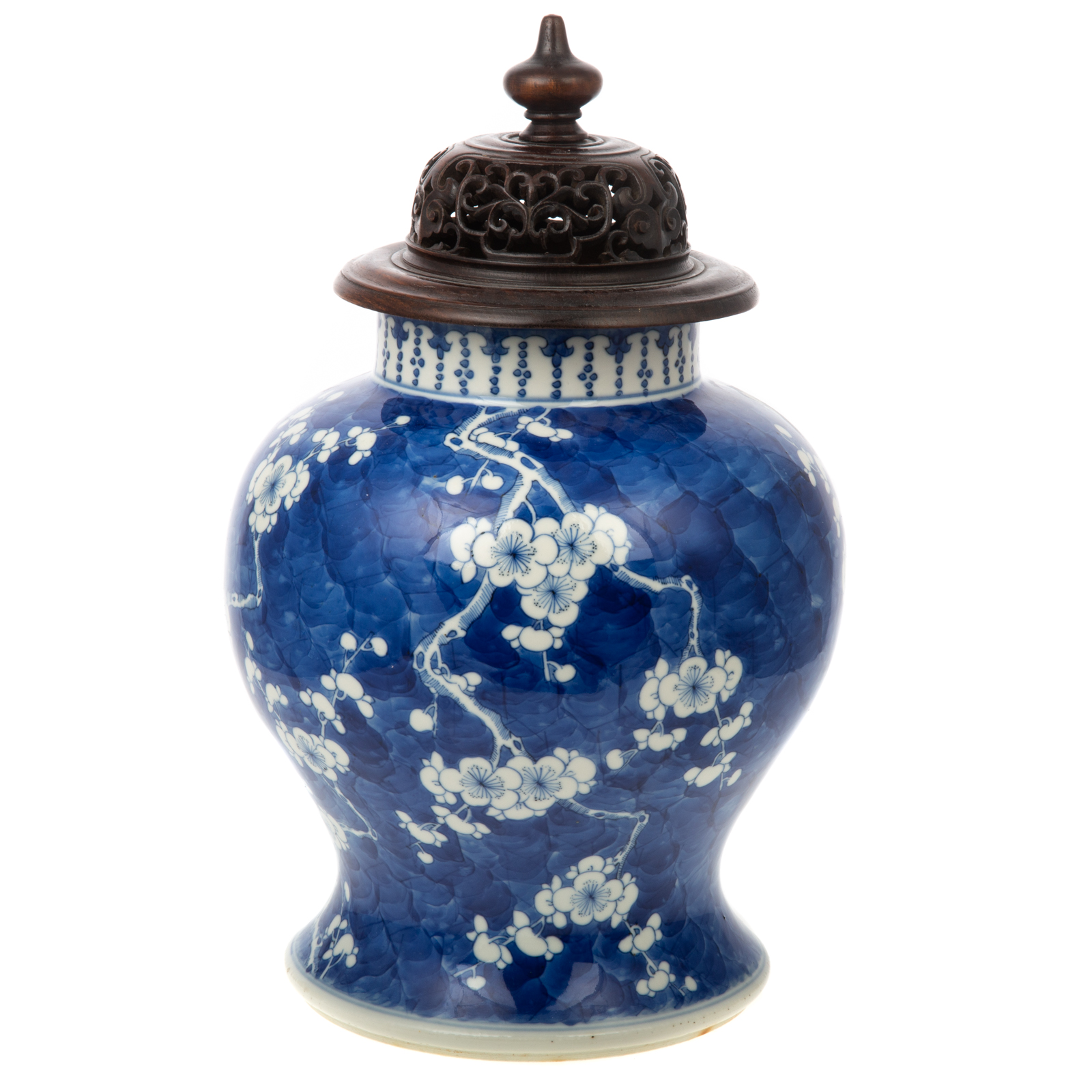 CHINESE EXPORT PORCELAIN HAWTHORNE