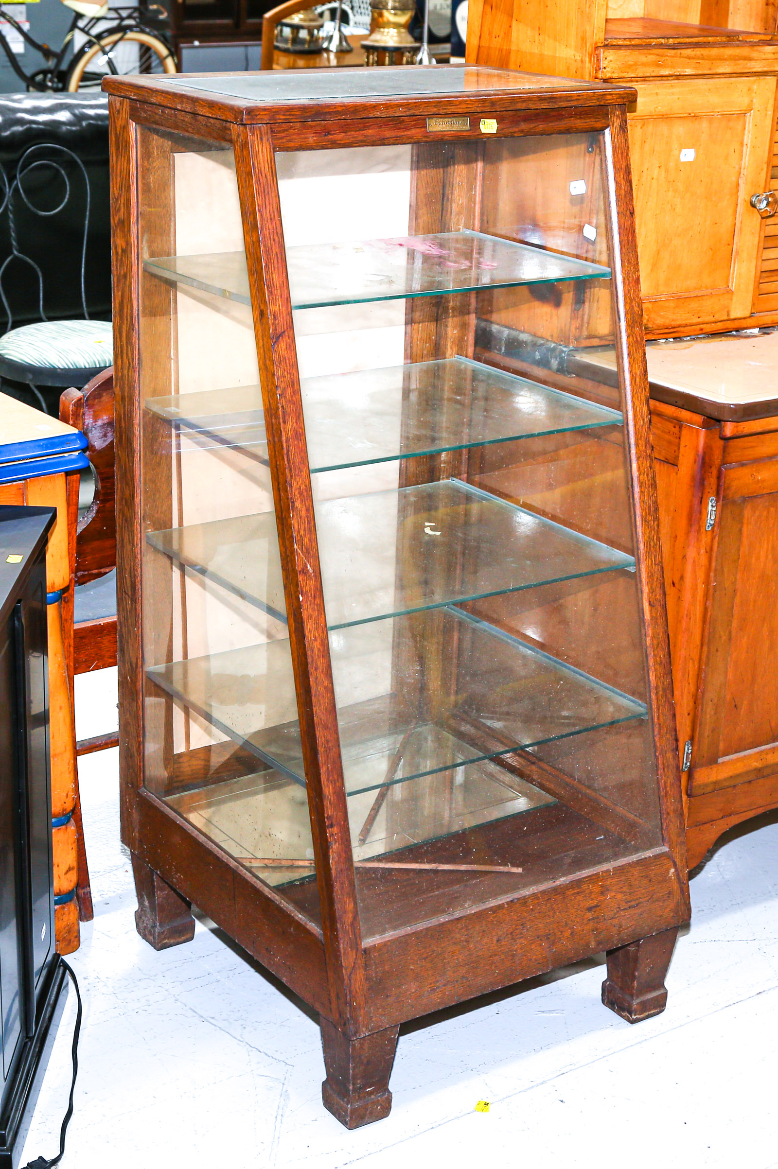 ANTIQUE OAK FOUR SHELF DISPLAY 2e9275