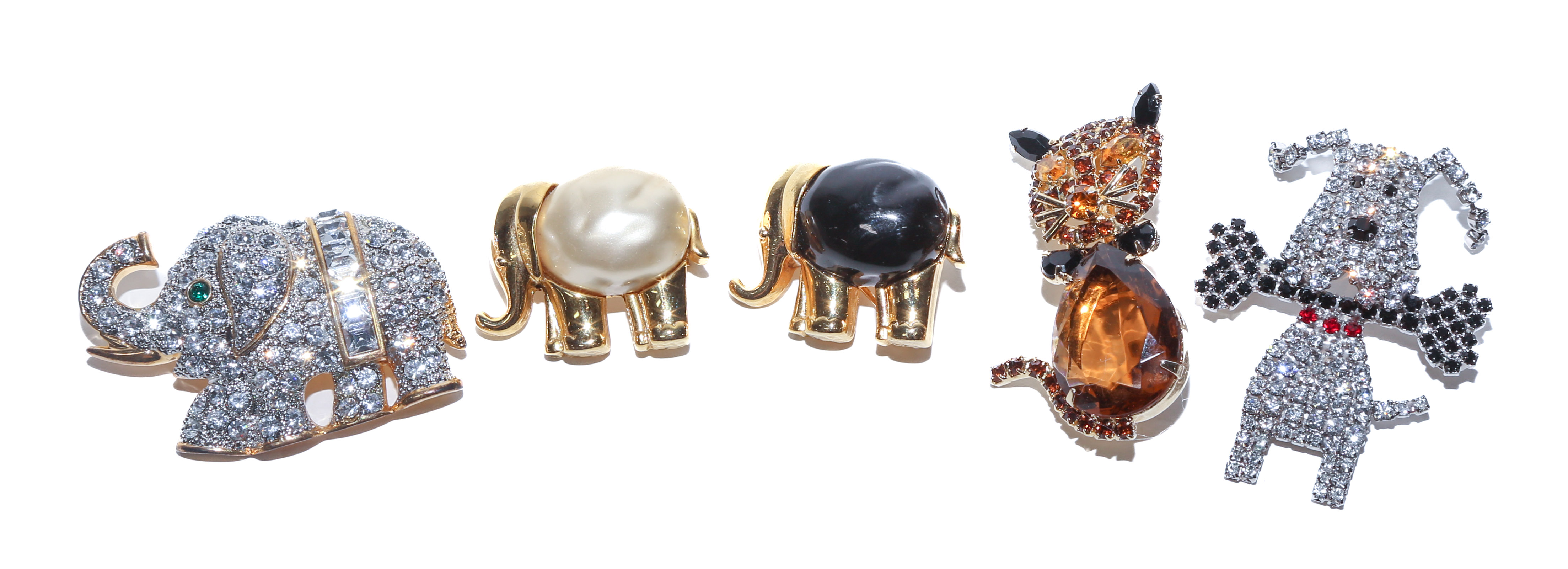 FIVE ANIMAL BROOCHES Including