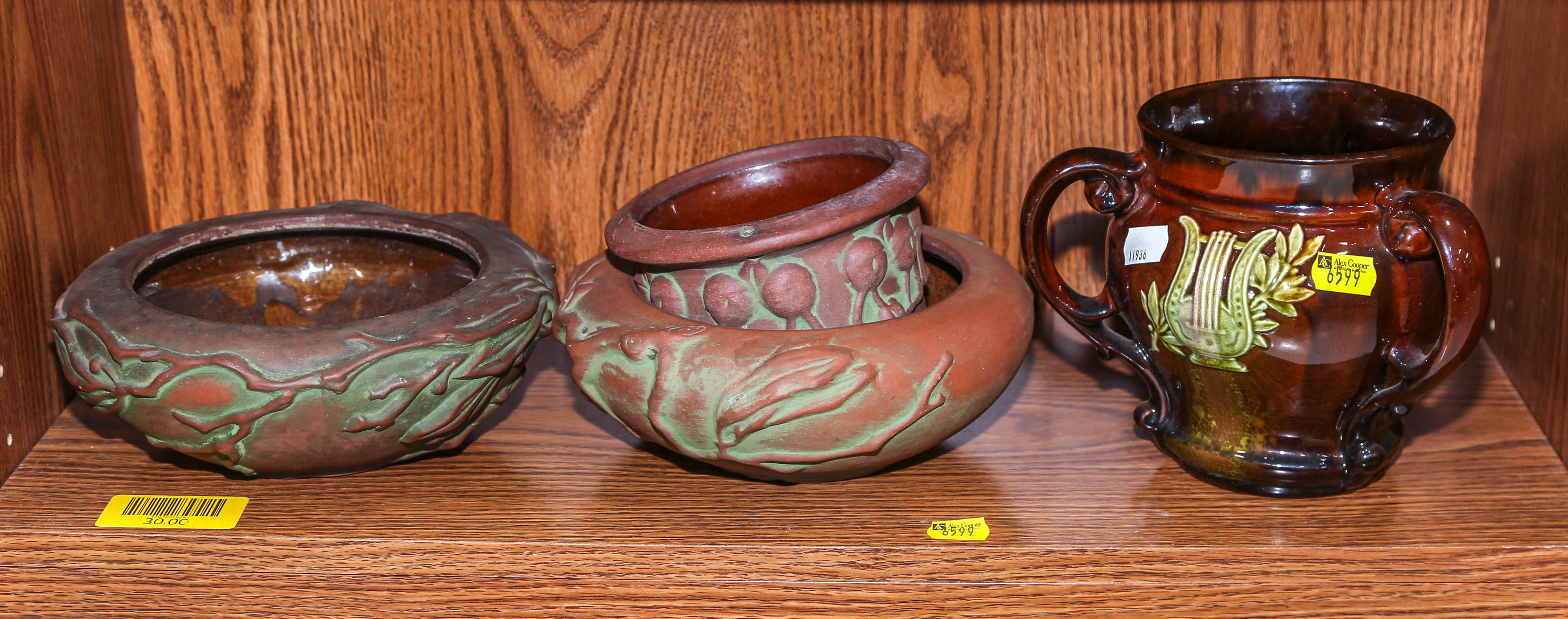 FOUR PIECES OF PETERS REED POTTERY 2e9411