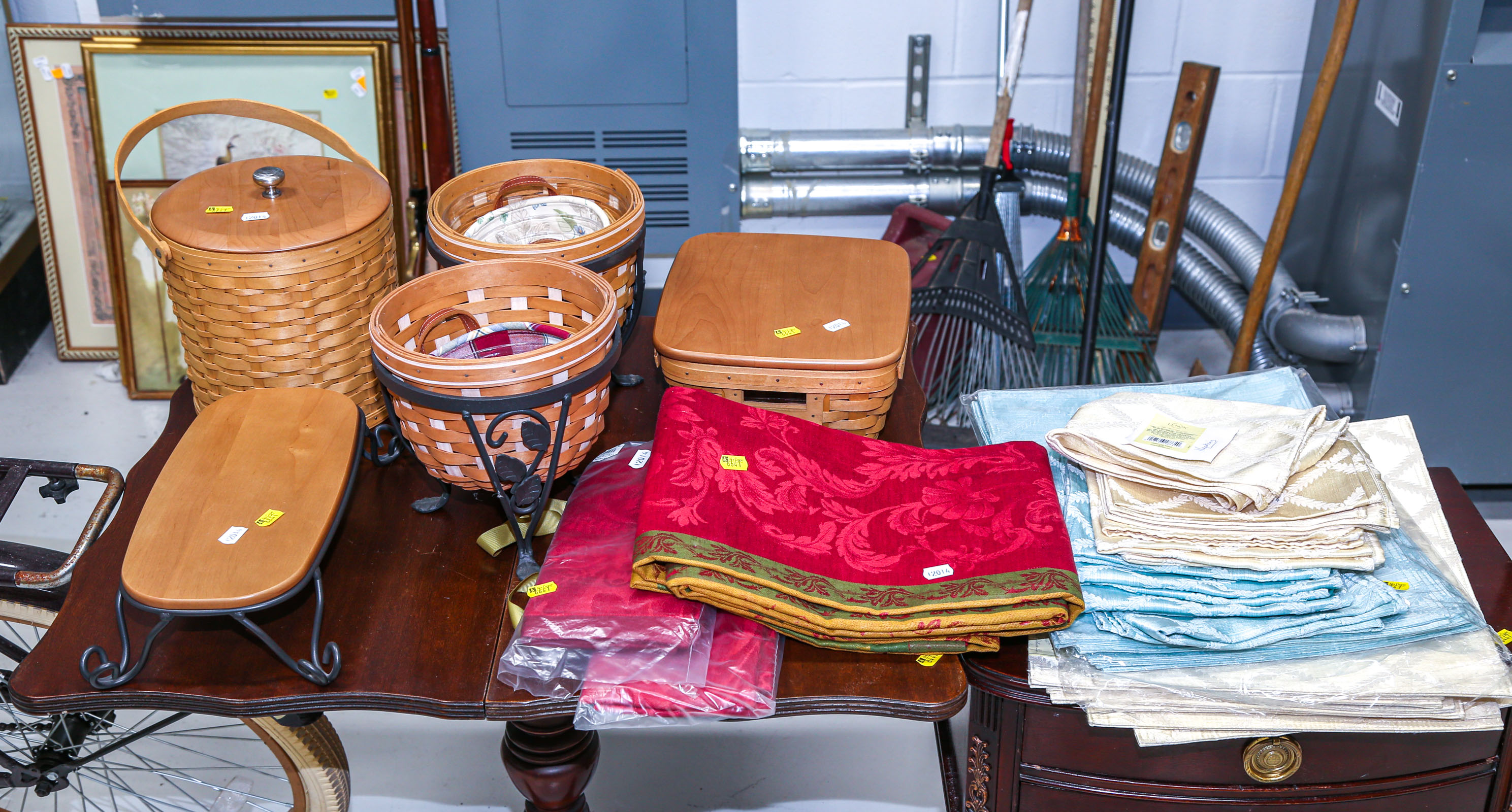 GROUP OF LONGABERGER BASKETS & TABLE