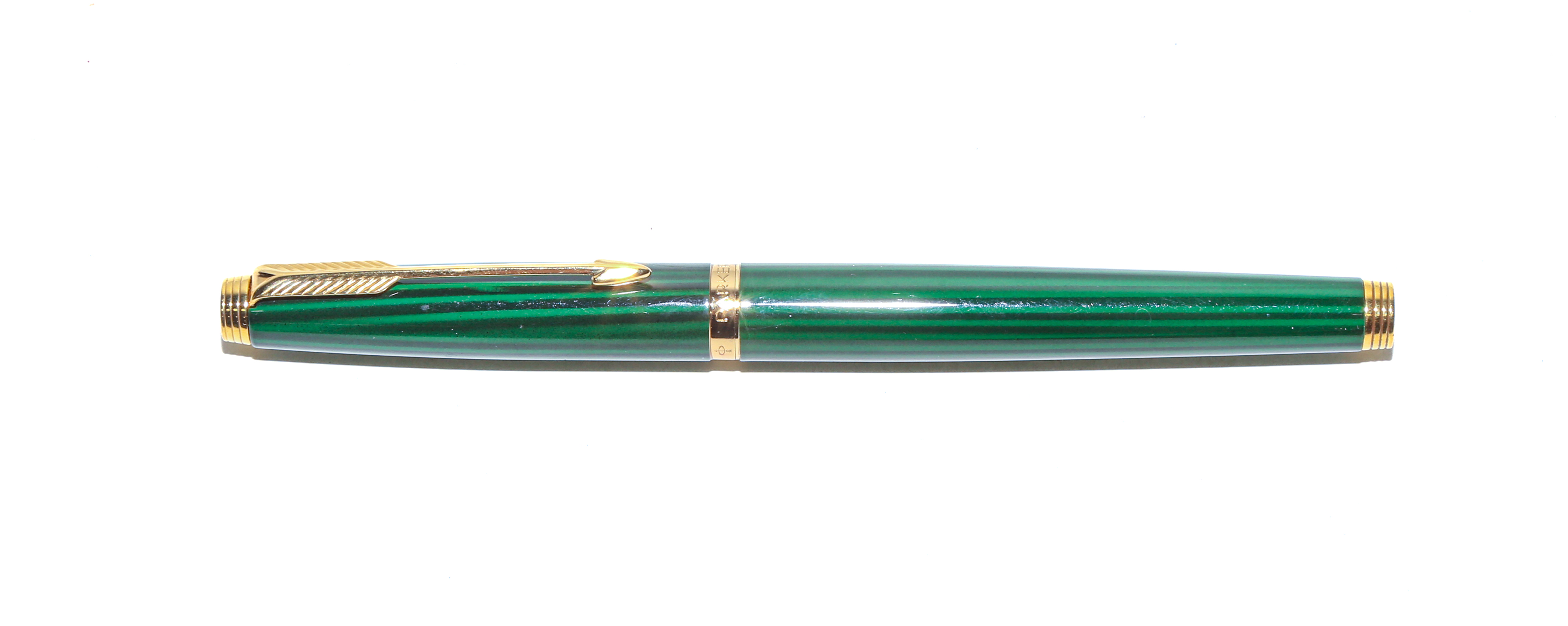 PARKER 585M FOUNTAIN PEN .