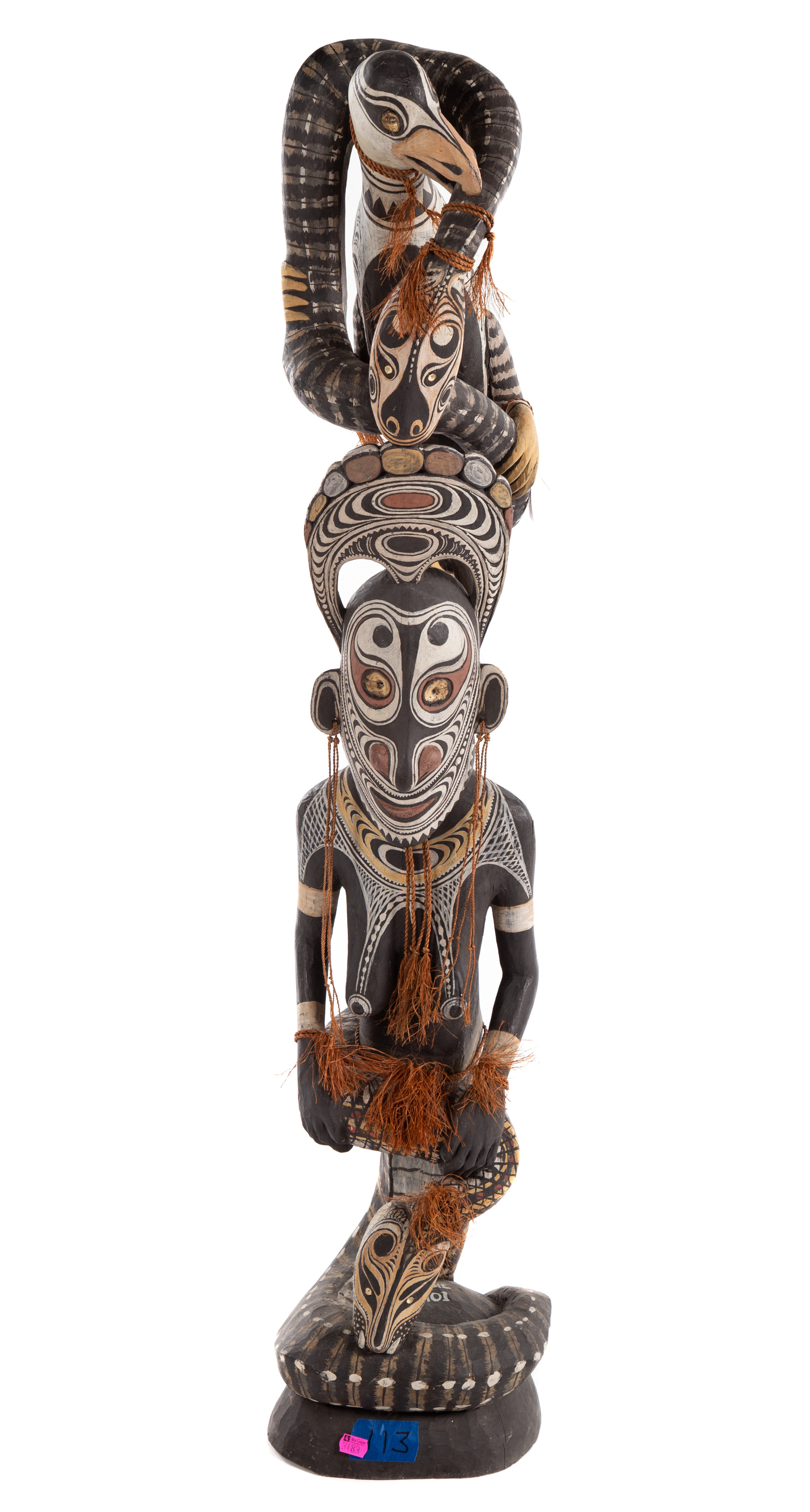 DECORATIVE NEW GUINEA SCULPTURE Depicting