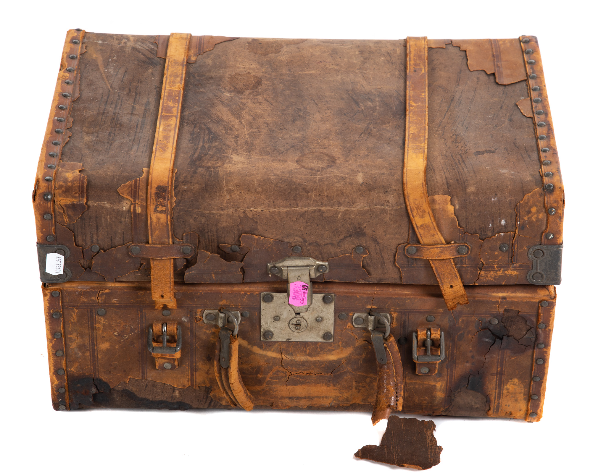 LEATHER BOUND LINEN TRAVELING TRUNK