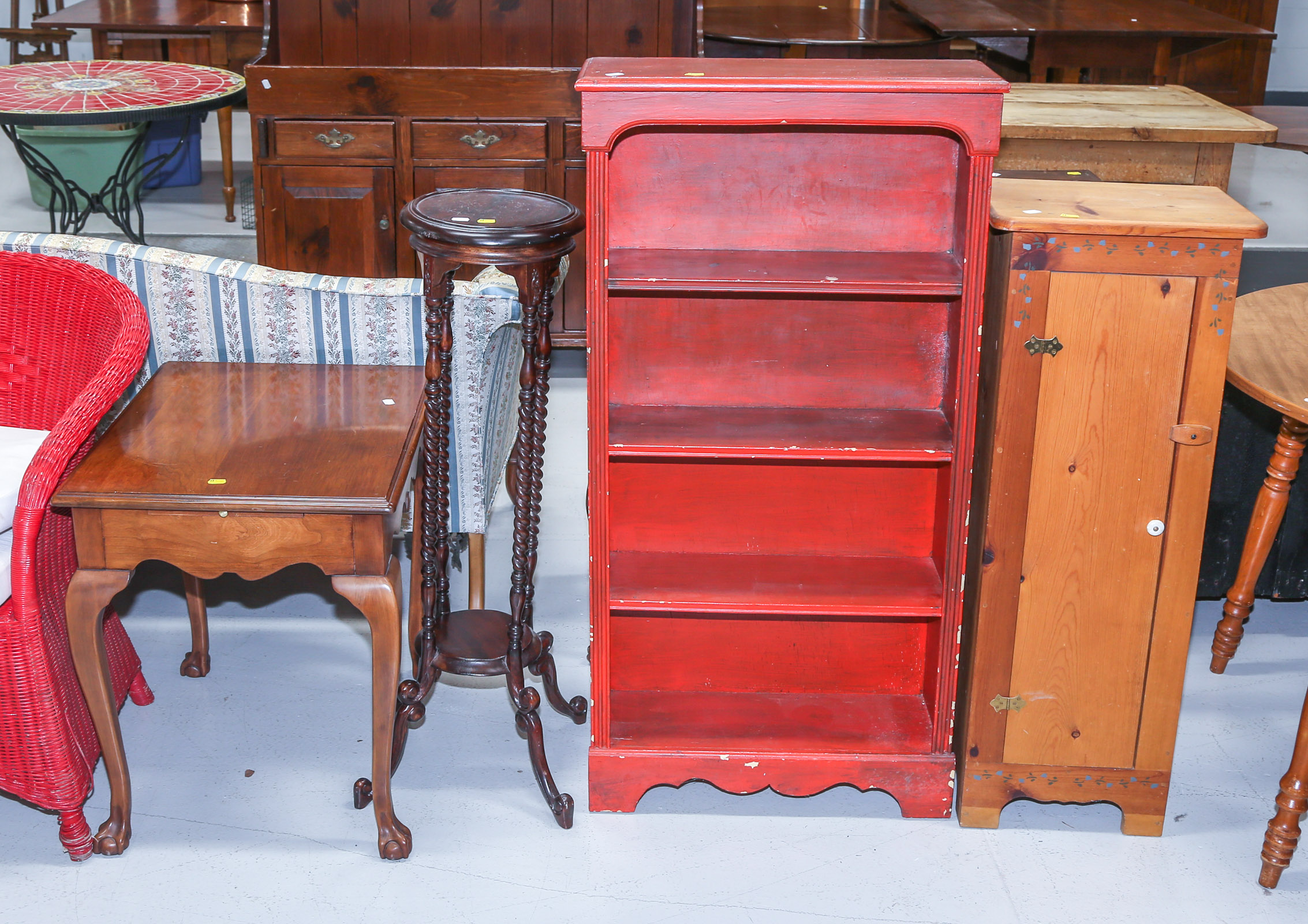 FOUR ASSORTED PIECES OF FURNITURE