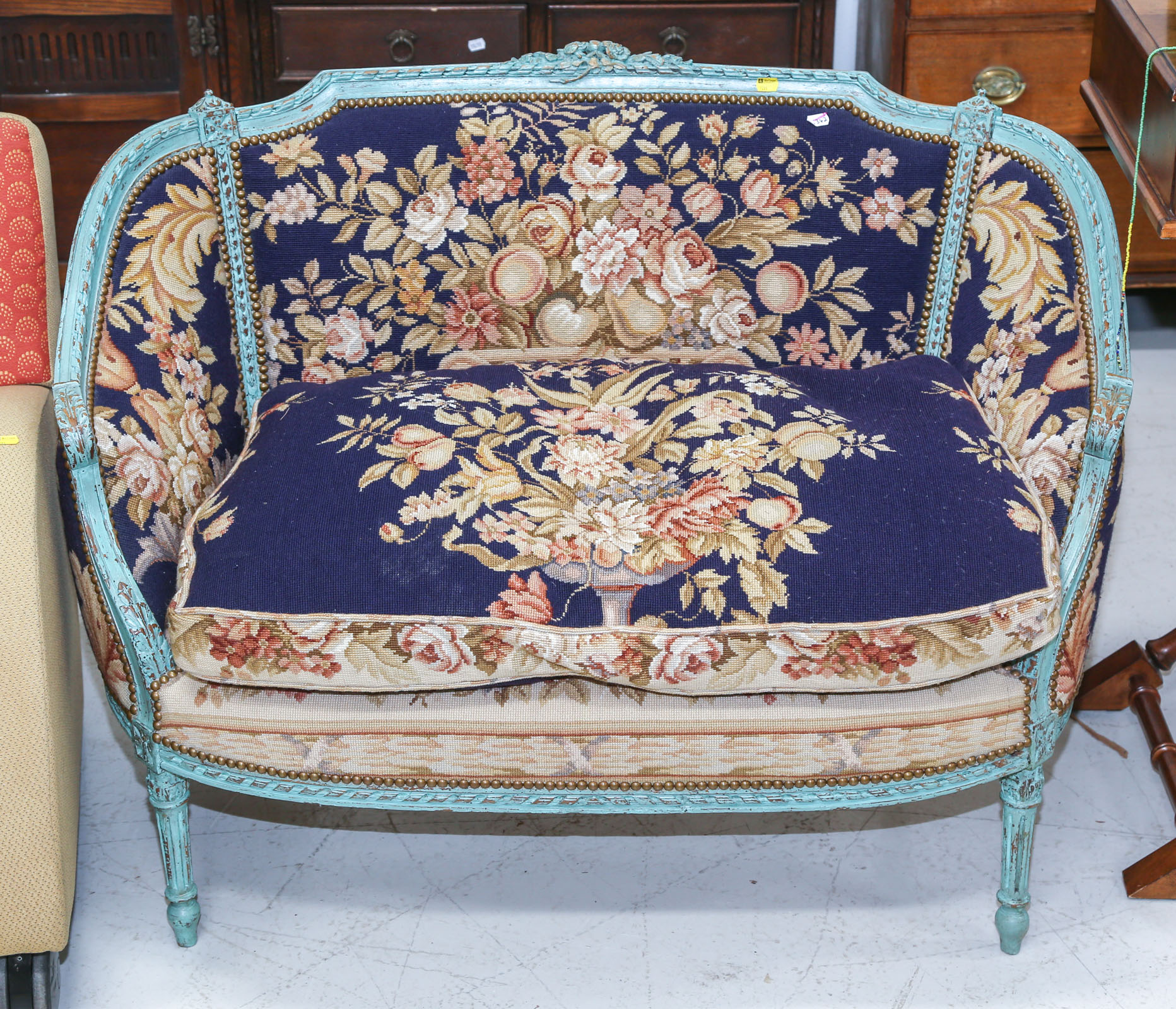 LOUIS XV STYLE CARVED WOOD SETTEE