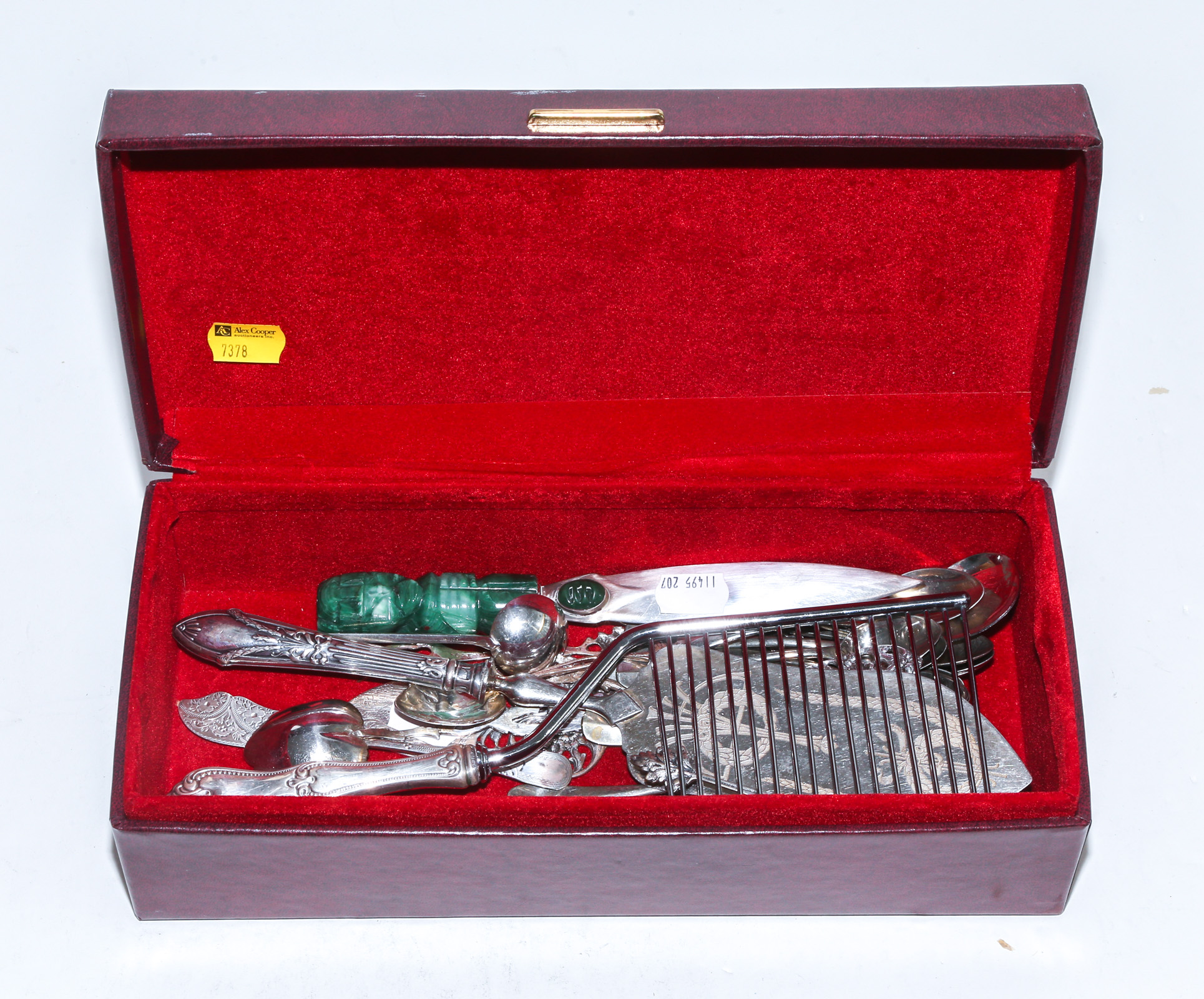 ASSORTED SILVER FLATWARE Including 2e9773