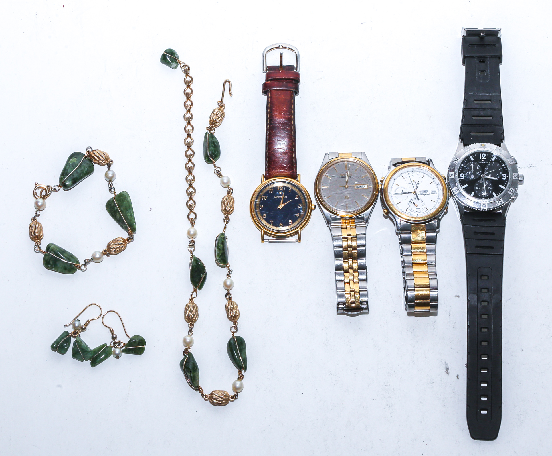 A COLLECTION OF WATCHES & JADE