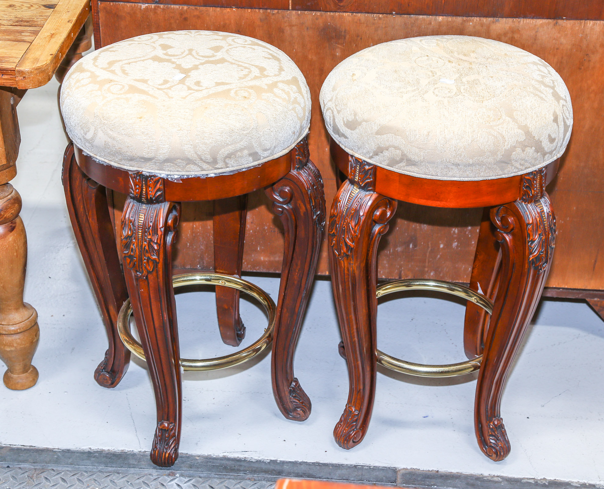 A PAIR OF GEORGIAN STYLE STOOLS