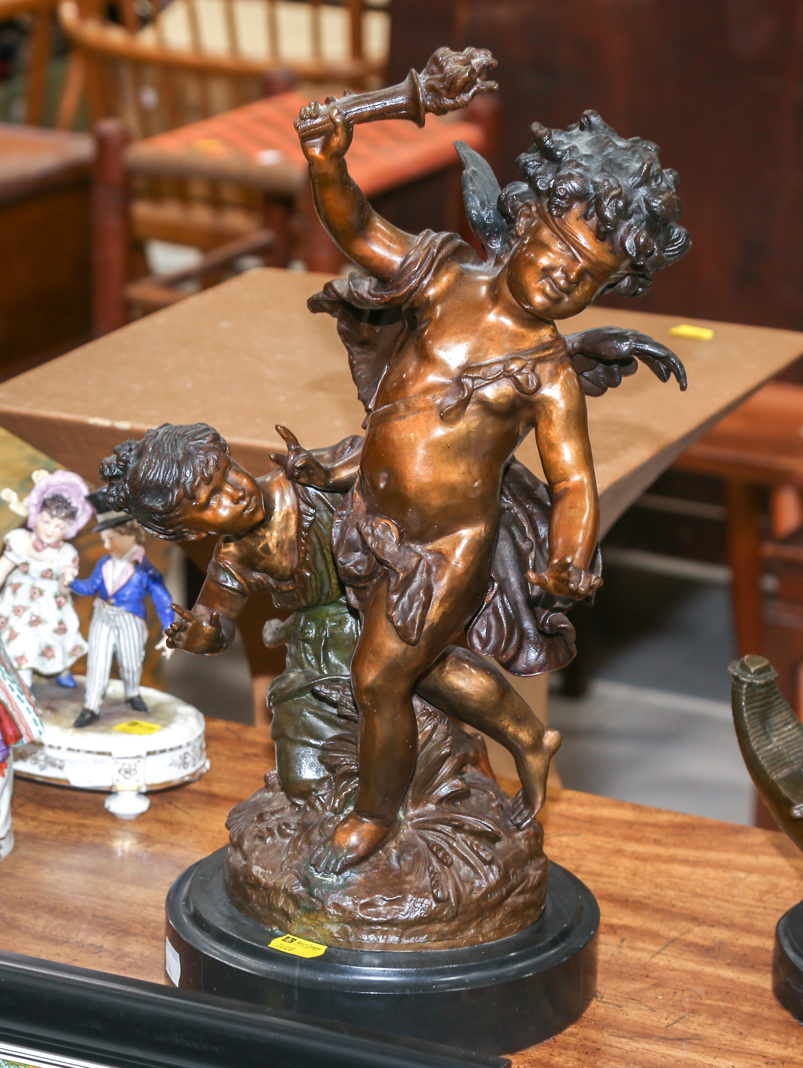 PATINATED BRONZE FIGURAL GROUP 2e97f2