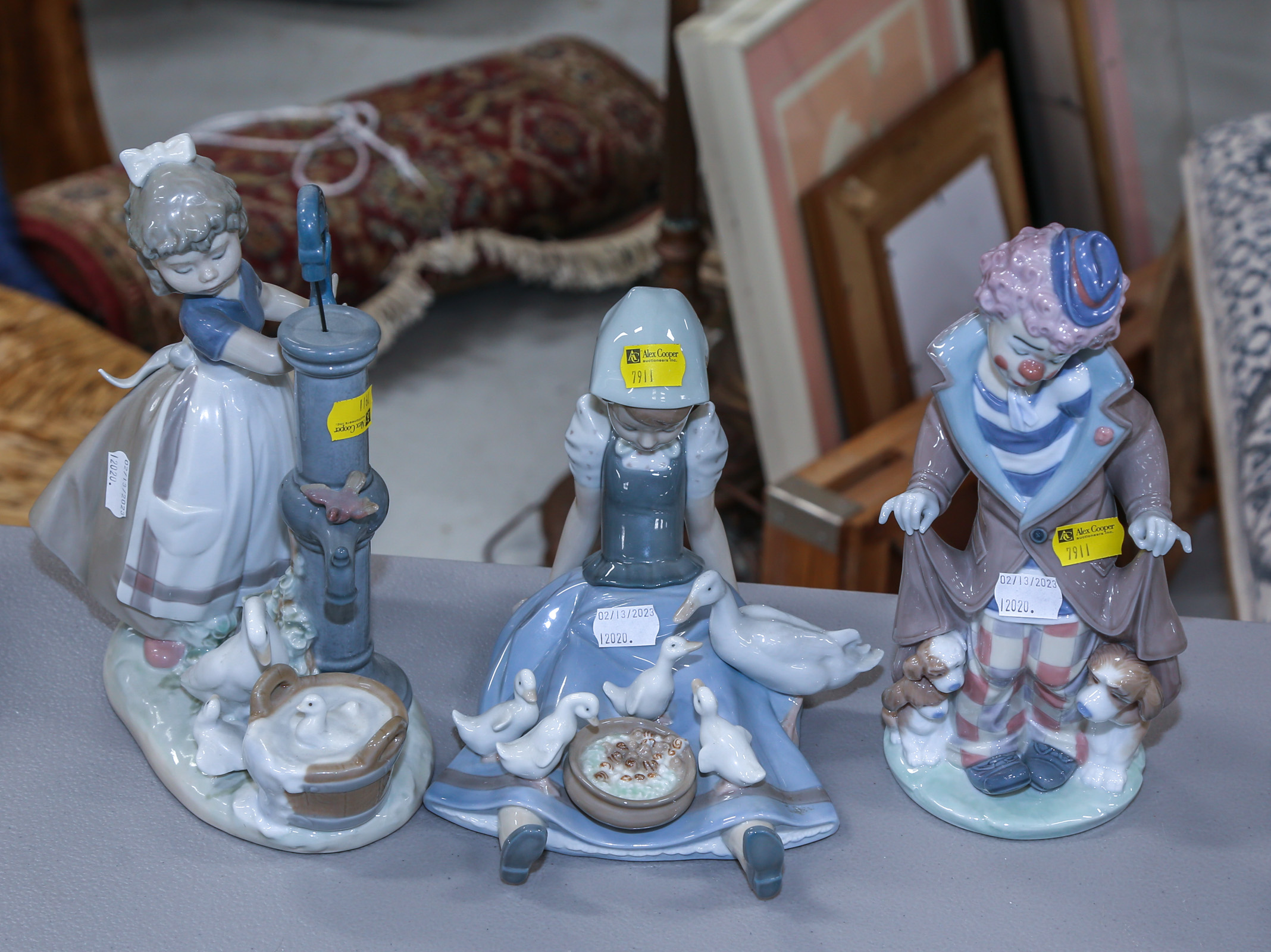 THREE LLADRO FIGURES 6 3/4 to 9 3/4