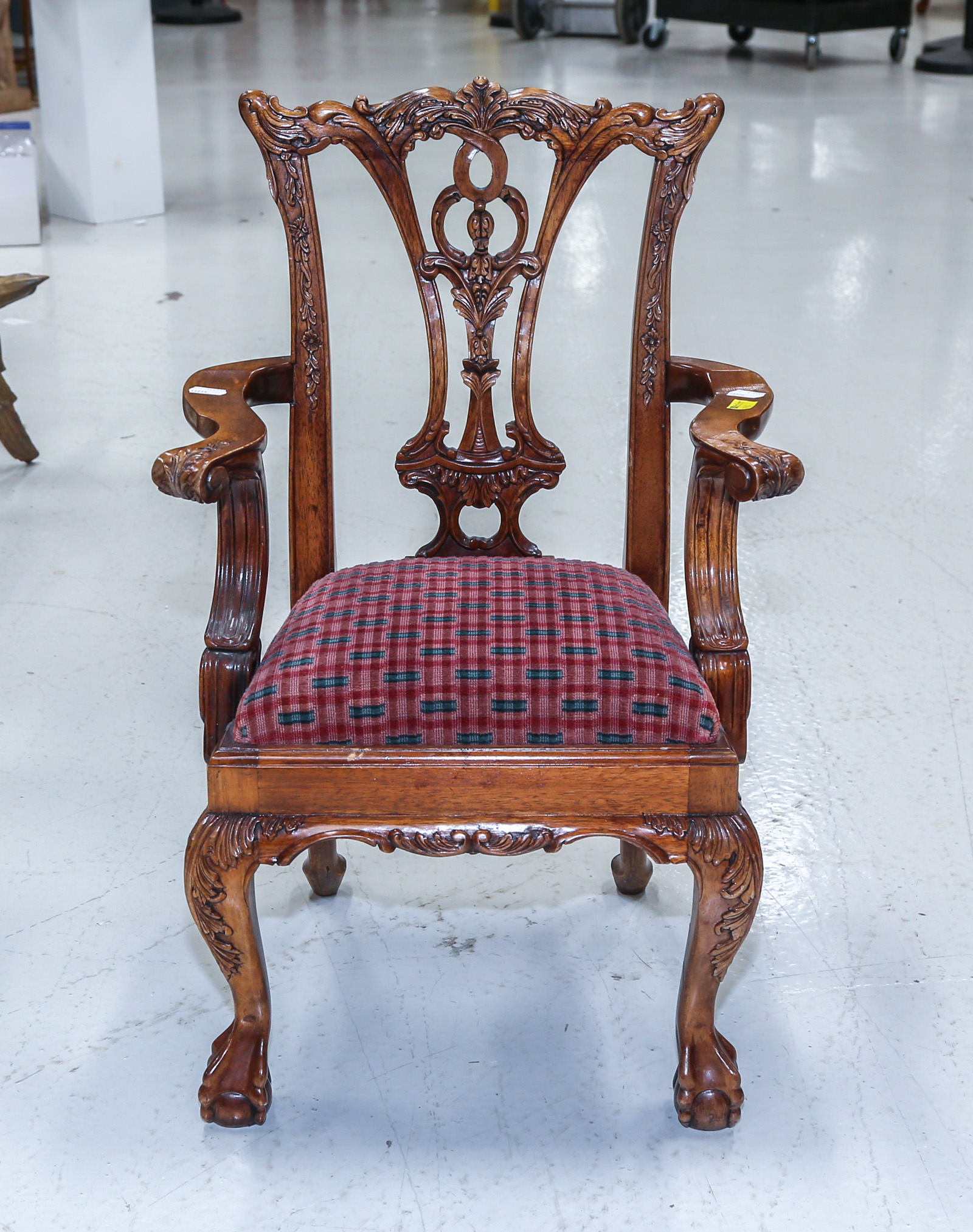 A CHIPPENDALE STYLE CHILDS MAHOGANY 2e98b9