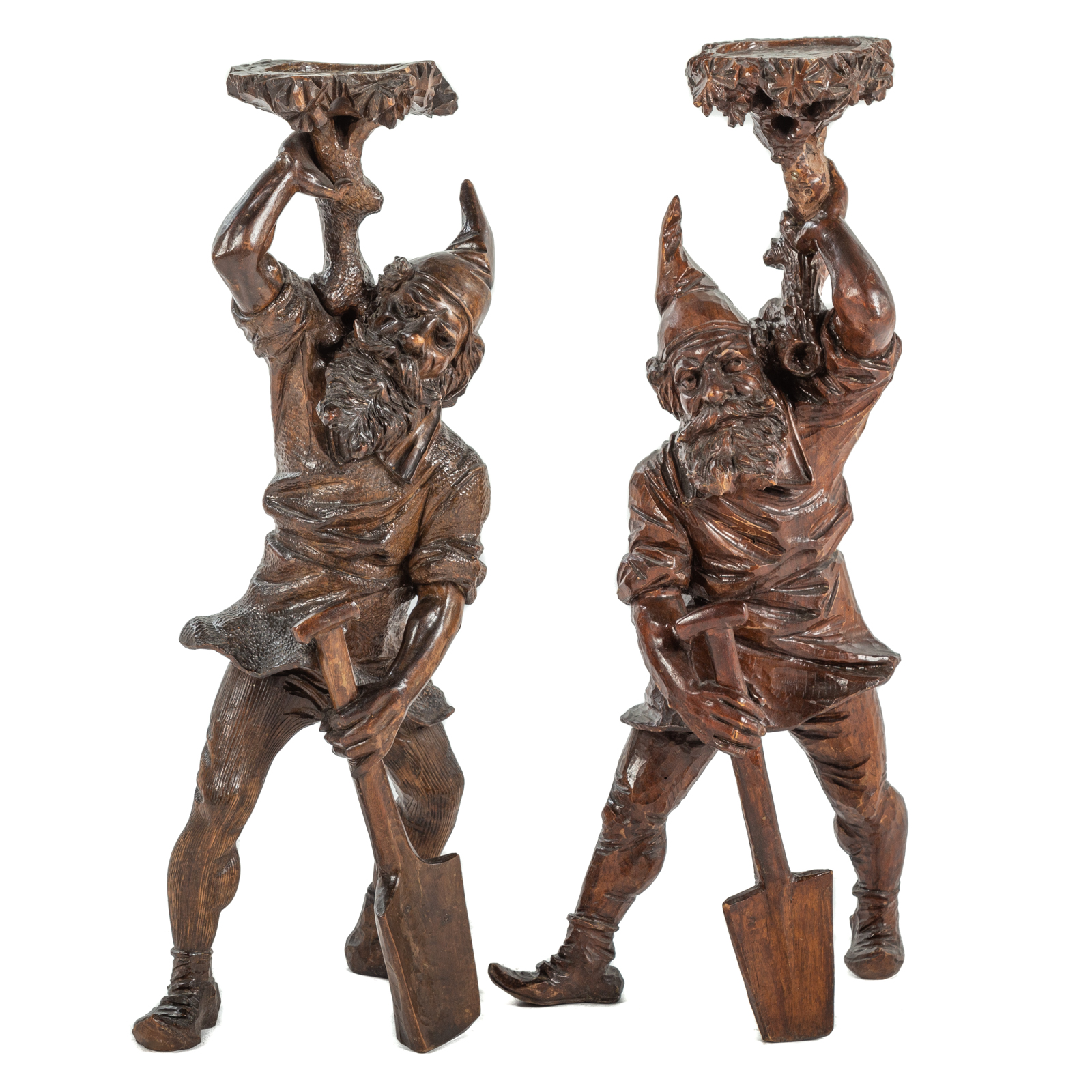 A PAIR OF BLACK FOREST CARVED FIGURAL 2e9927