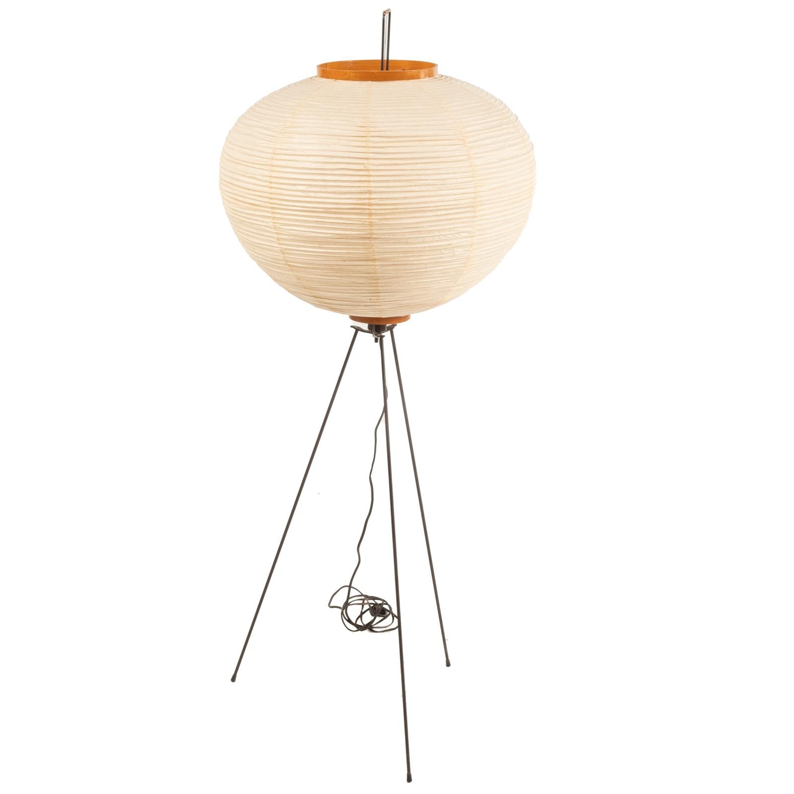 ISAMU NOGUCHI. AKARI FLOOR LAMP