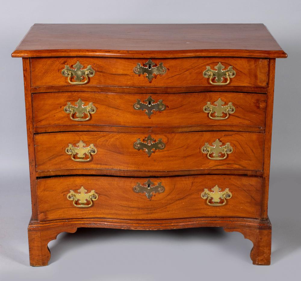 CHIPPENDALE MAHOGANY CHEST OF DRAWERS  2ec0c3