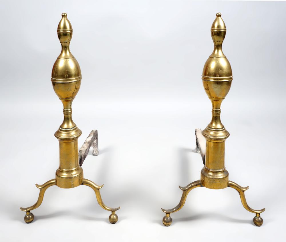 PAIR OF FEDERAL BRASS ANDIRONS  2ec0d2