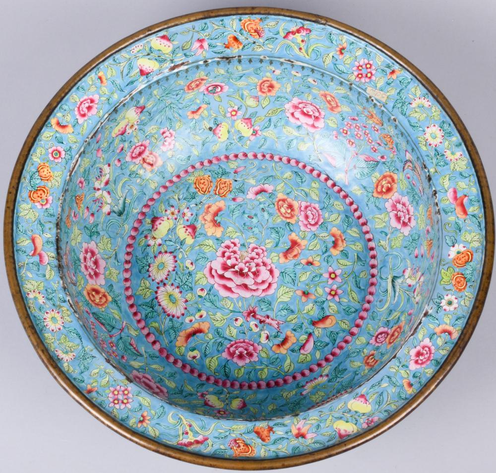 CHINESE CANTON FAMILLE ROSE ENAMEL