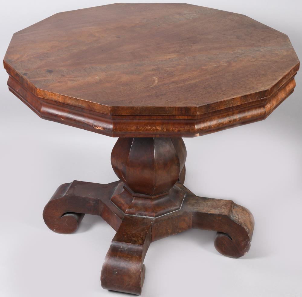 CLASSICAL MAHOGANY CENTER TABLE,