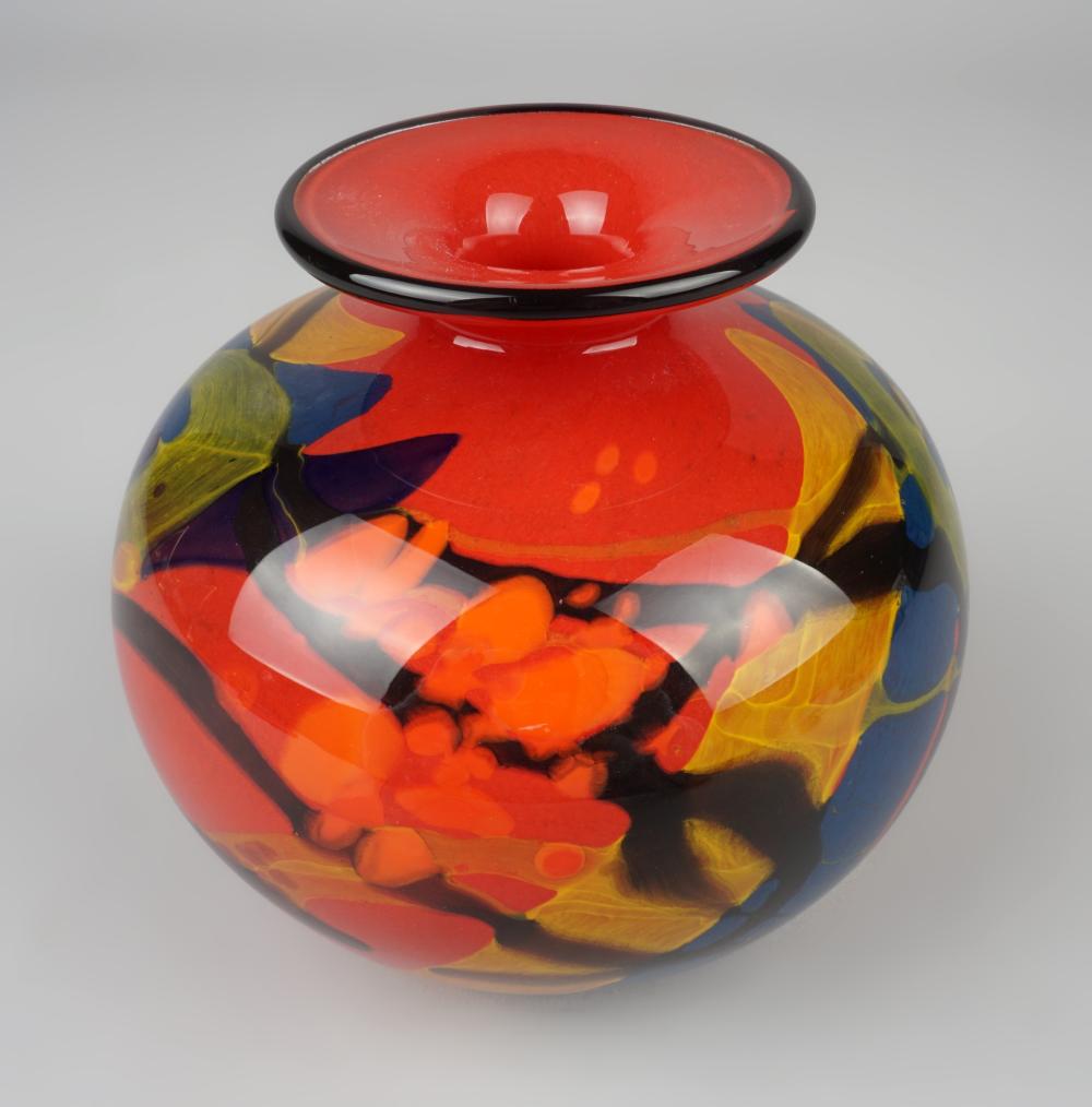 RED ART GLASS VASE, BY IOAN NEMTOI