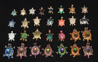 Large group of rhinestone "turtle"