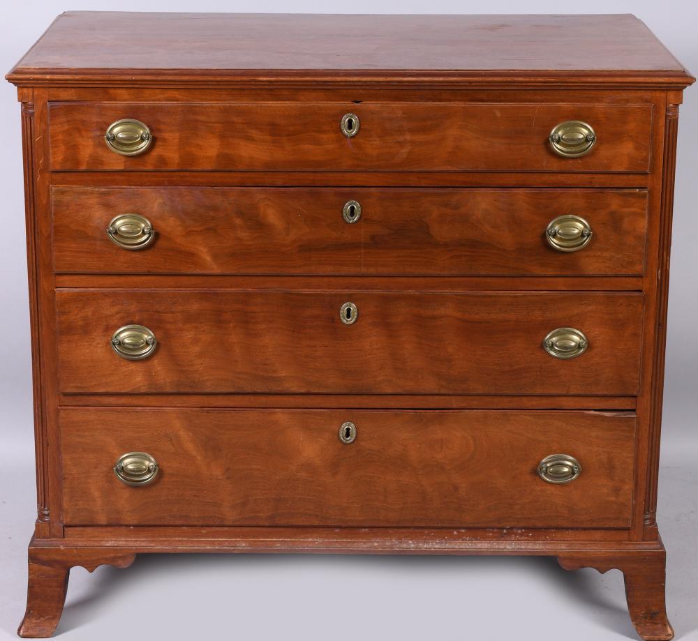 CHIPPENDALE WALNUT CHEST OF DRAWERS  2ec349