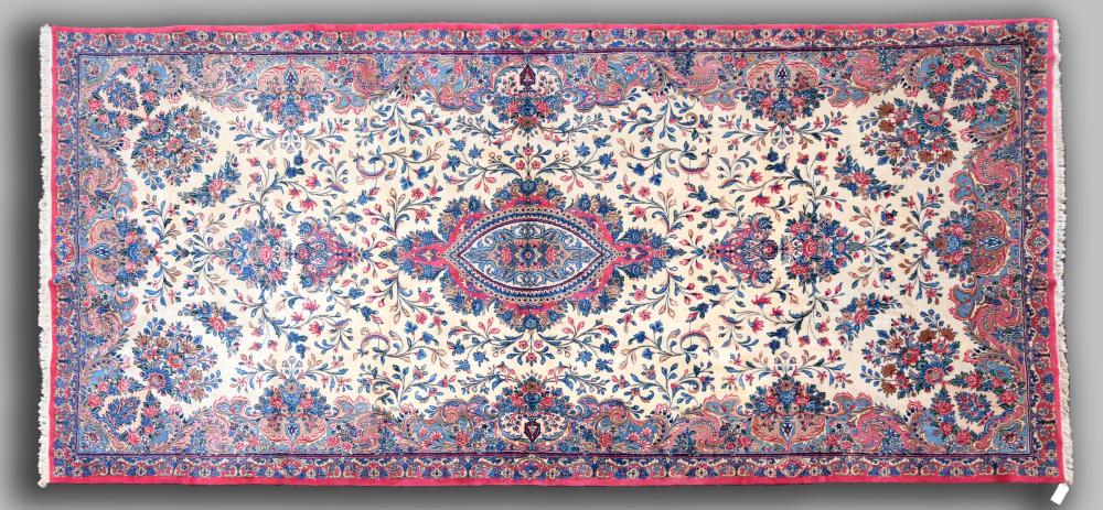 VINTAGE PERSIAN KERMAN HAND KNOTTED