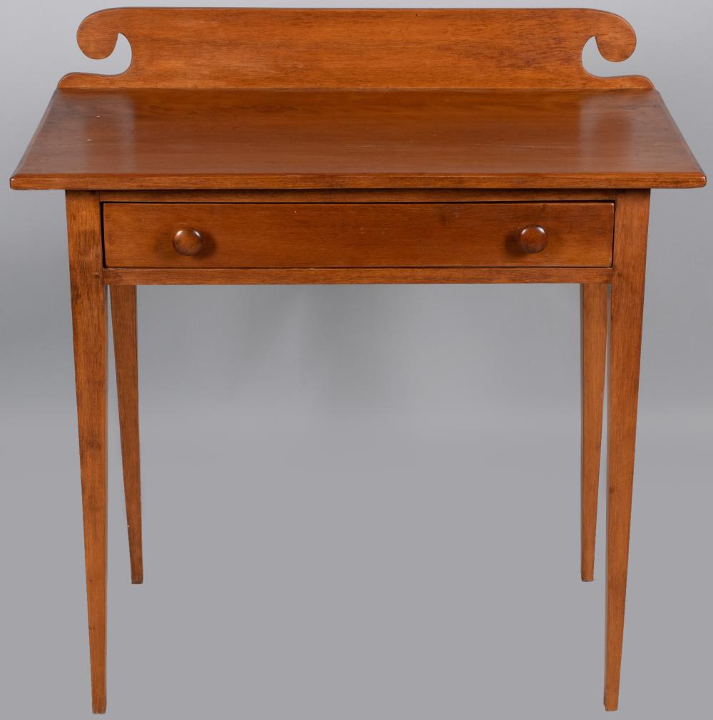 LATE FEDERAL CHERRY SIDE TABLE  2ec496