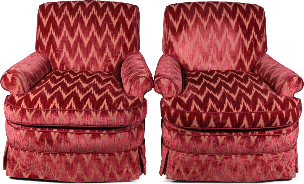 PAIR OF CONTEMPORARY UPHOLSTERED 2ec60d