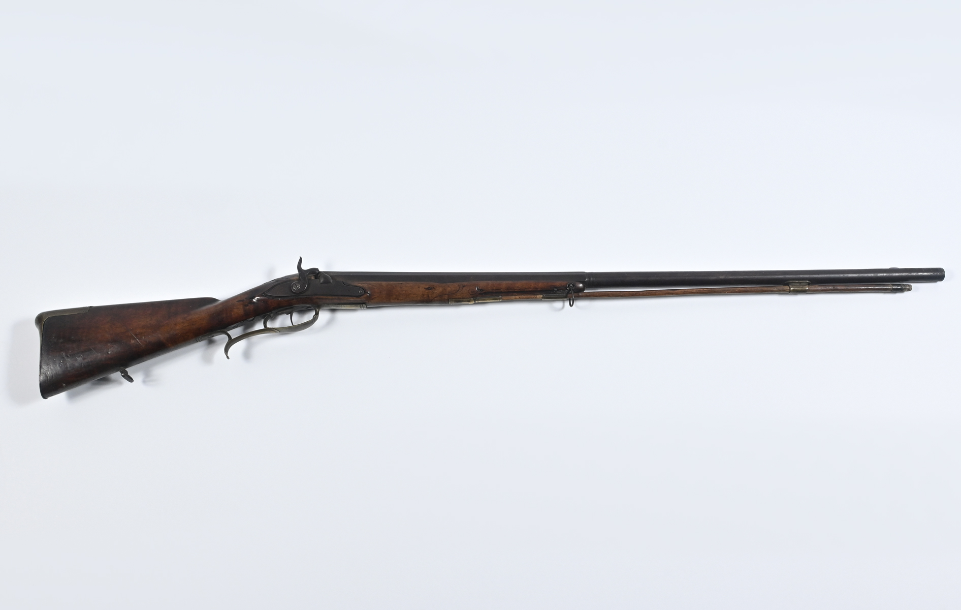 OLD BLACK POWDER PERCUSSION RIFLE: Finely