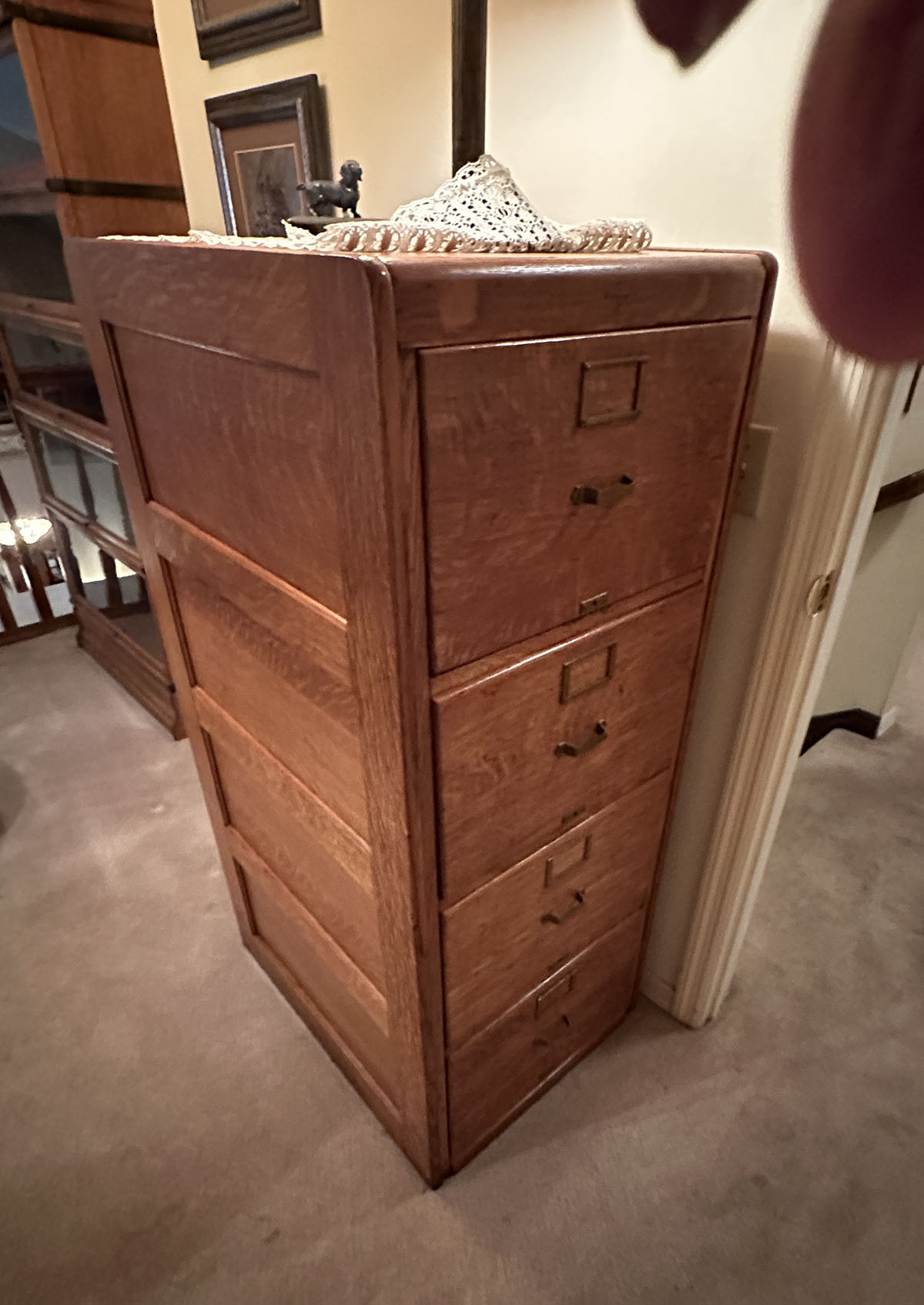 OAK FOUR DRAWER FILE CABINET: 4- Drawer