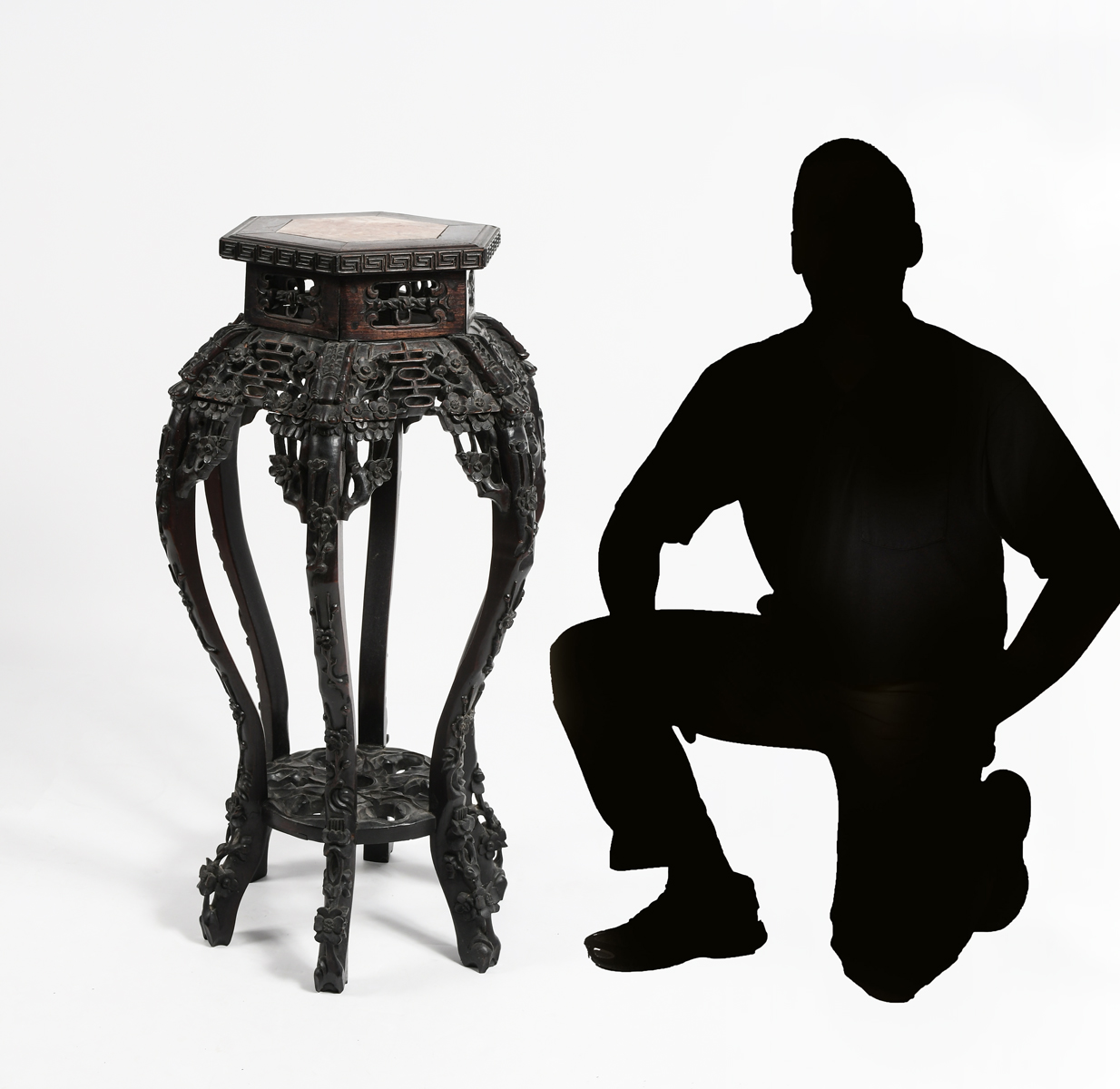 CARVED JAPANESE MARBLE TOP PLANT STAND: