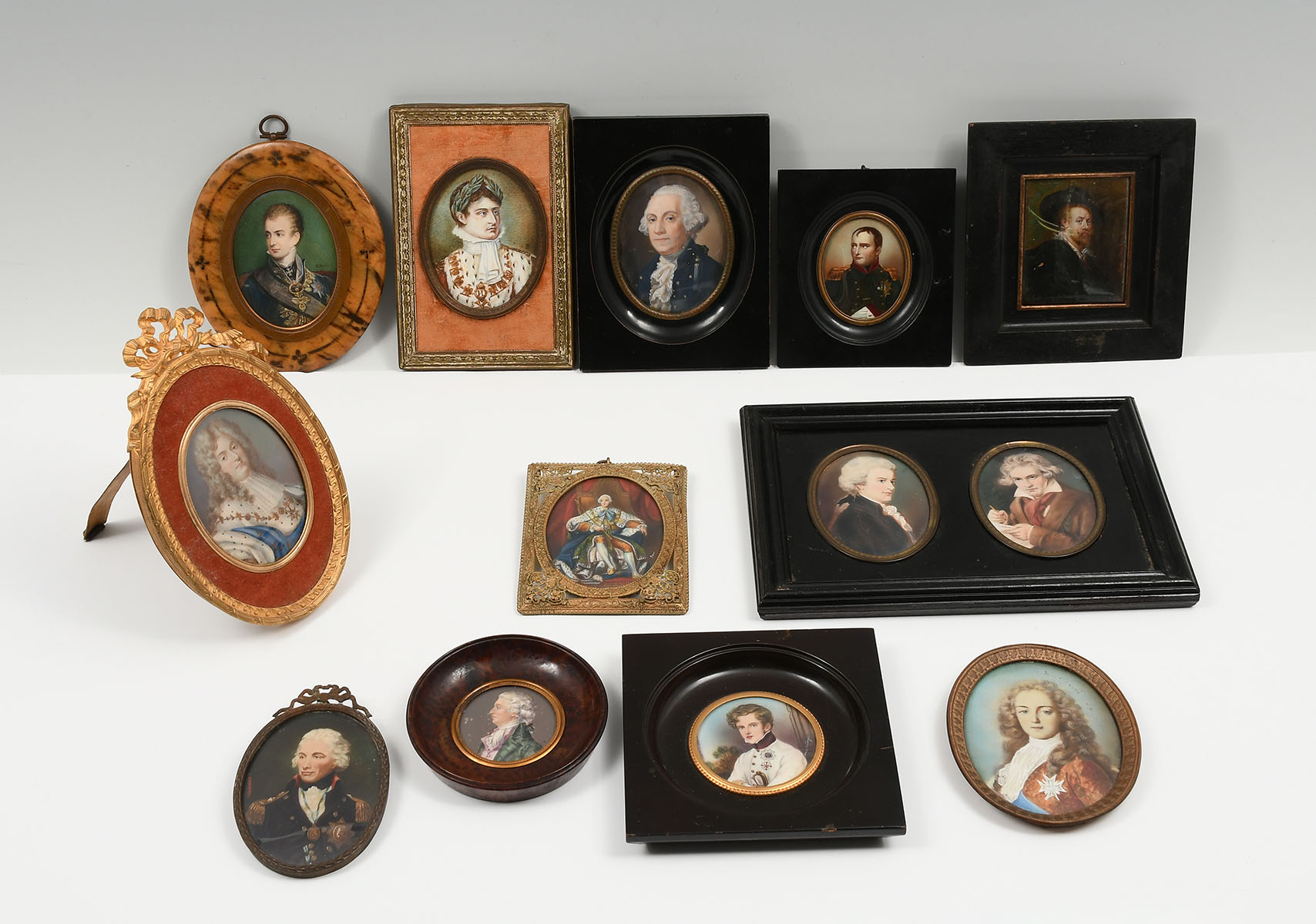 13-PIECE MINIATURE PAINTING COLLECTION: