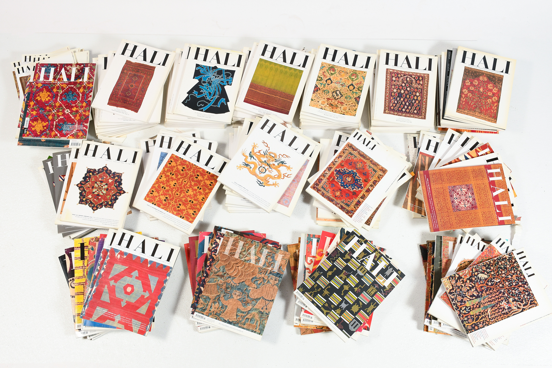 132 PC. HALI MAGAZINE LOT FROM