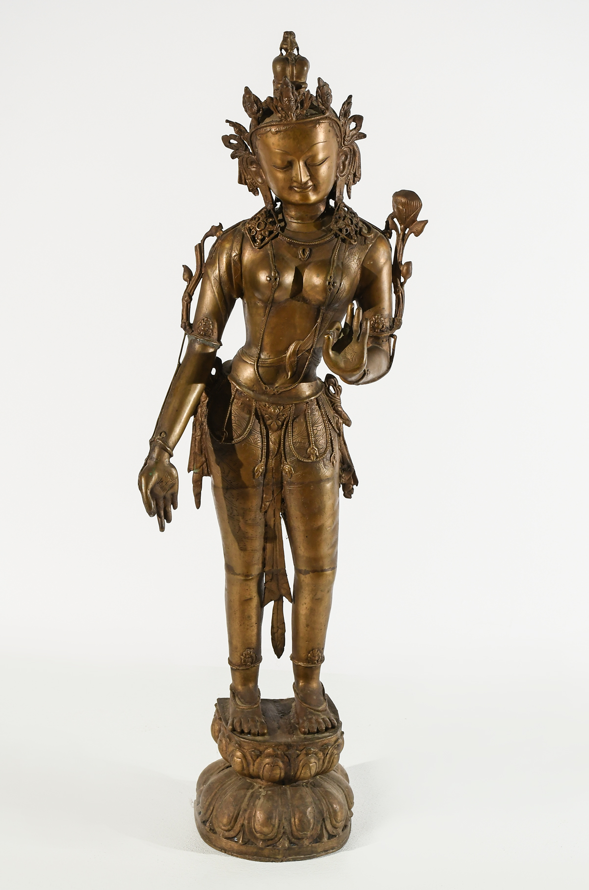 LARGE BRONZE BODHISATTVA: Graceful