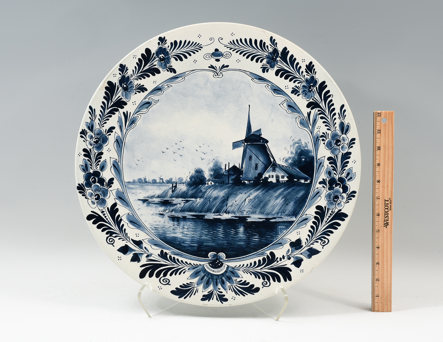 DELFT BLUE & WHITE SCENIC WALL