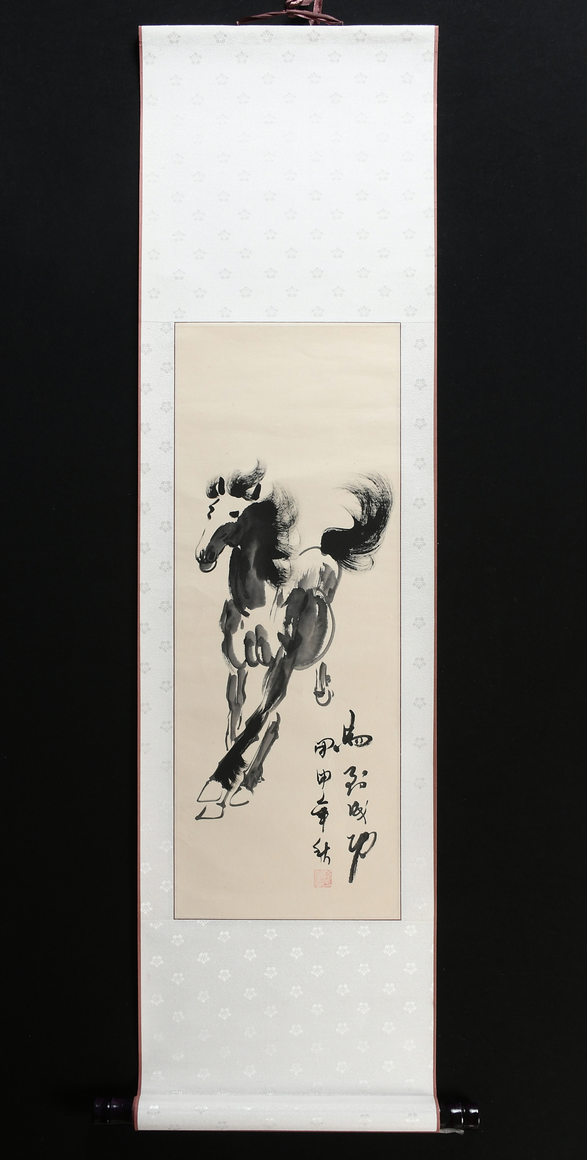 ASIAN SCROLL PAINTING OF A HORSE  2eccf4