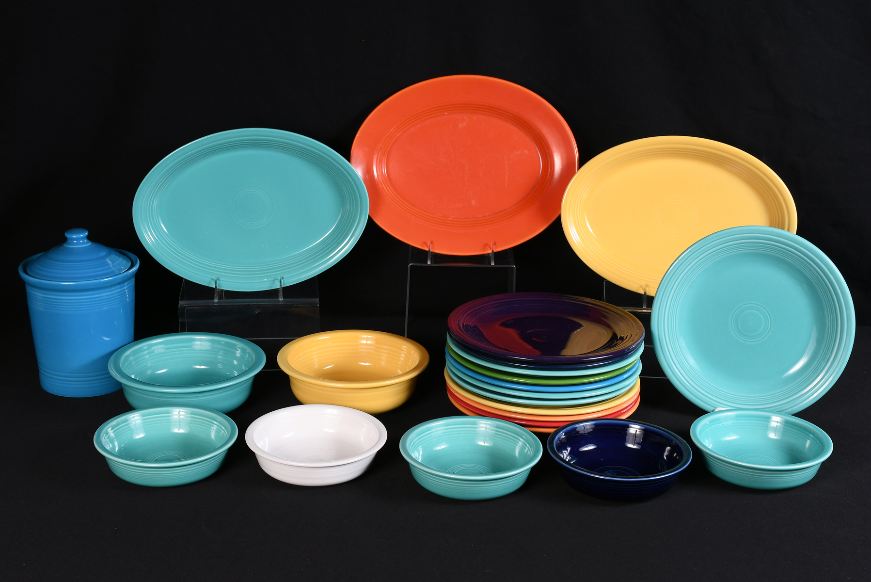 23 PIECE FIESTAWARE COLLECTION  2ecdd7